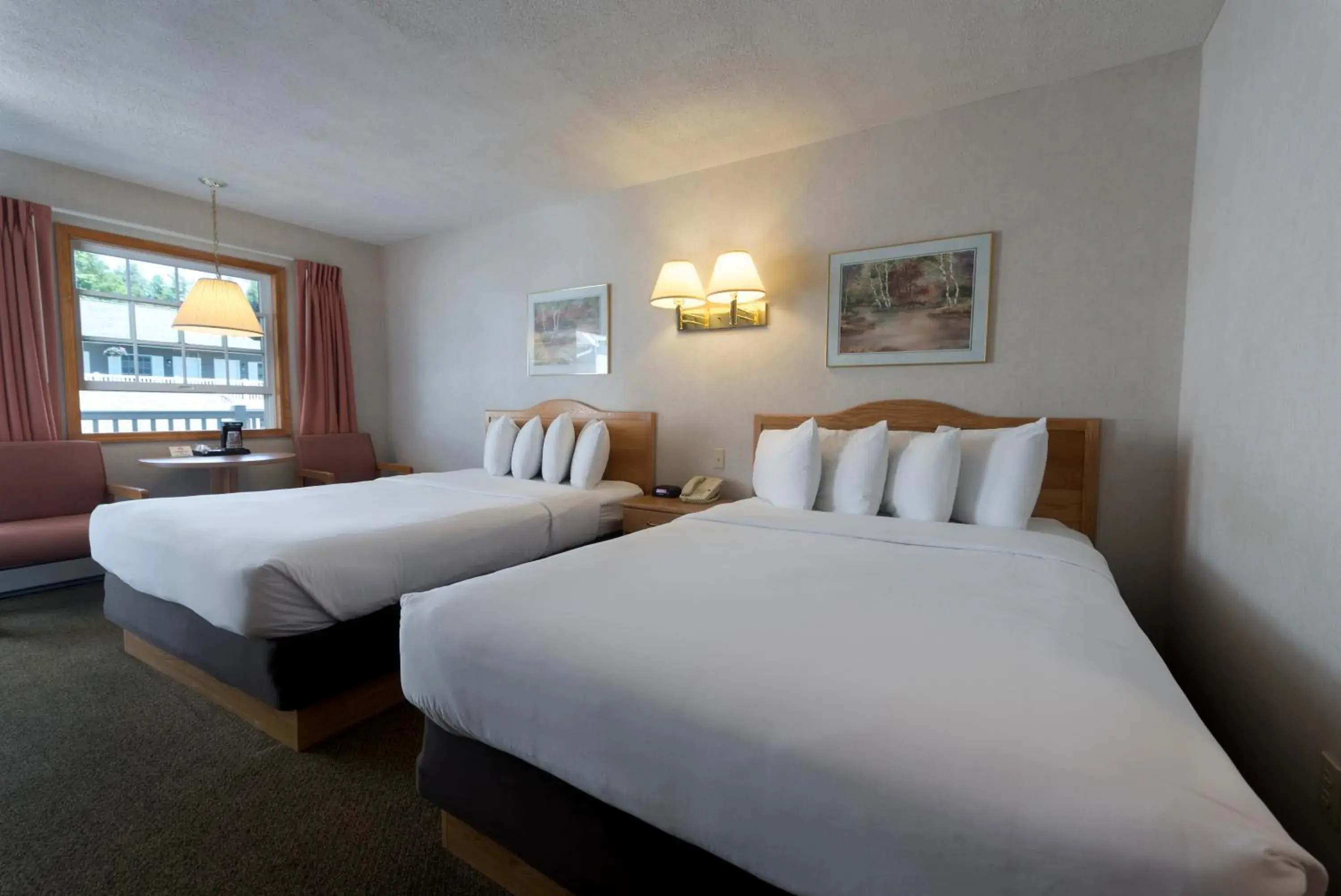 Bed in Americas Best Value Inn & Suites Lake George Bed in Americas Best Value Inn & Suites Lake George