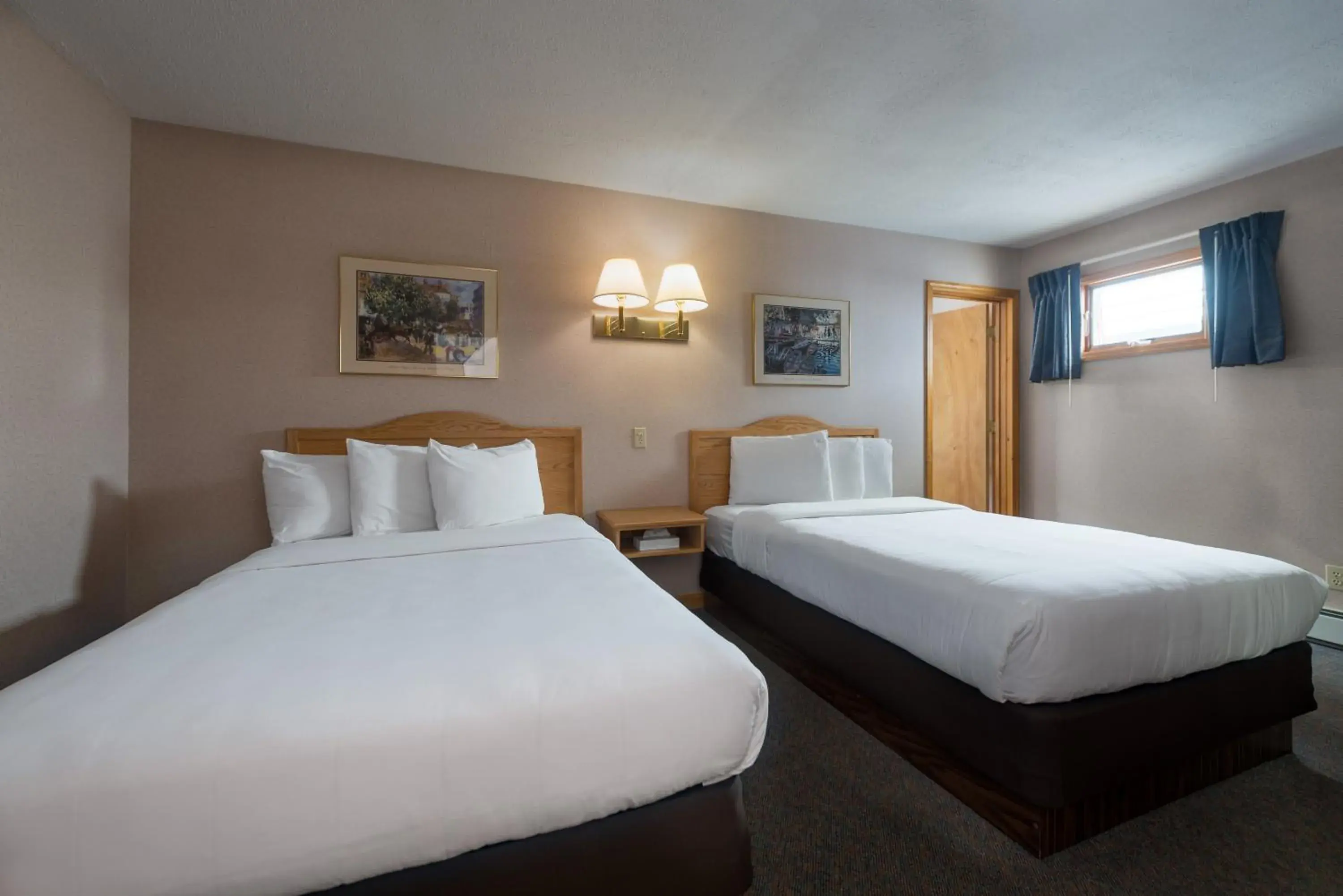 Bed in Americas Best Value Inn & Suites Lake George Bed in Americas Best Value Inn & Suites Lake George