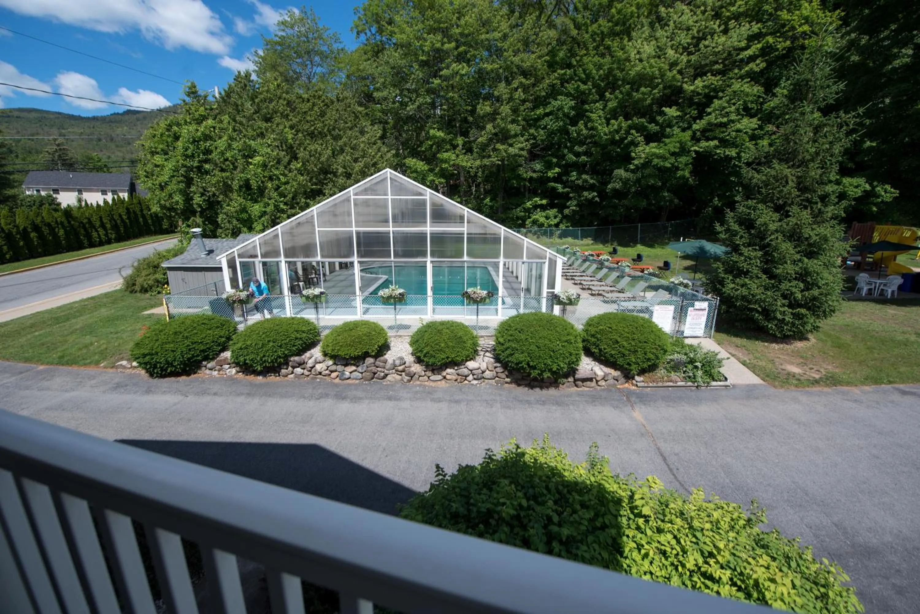 Spring in Americas Best Value Inn & Suites Lake George