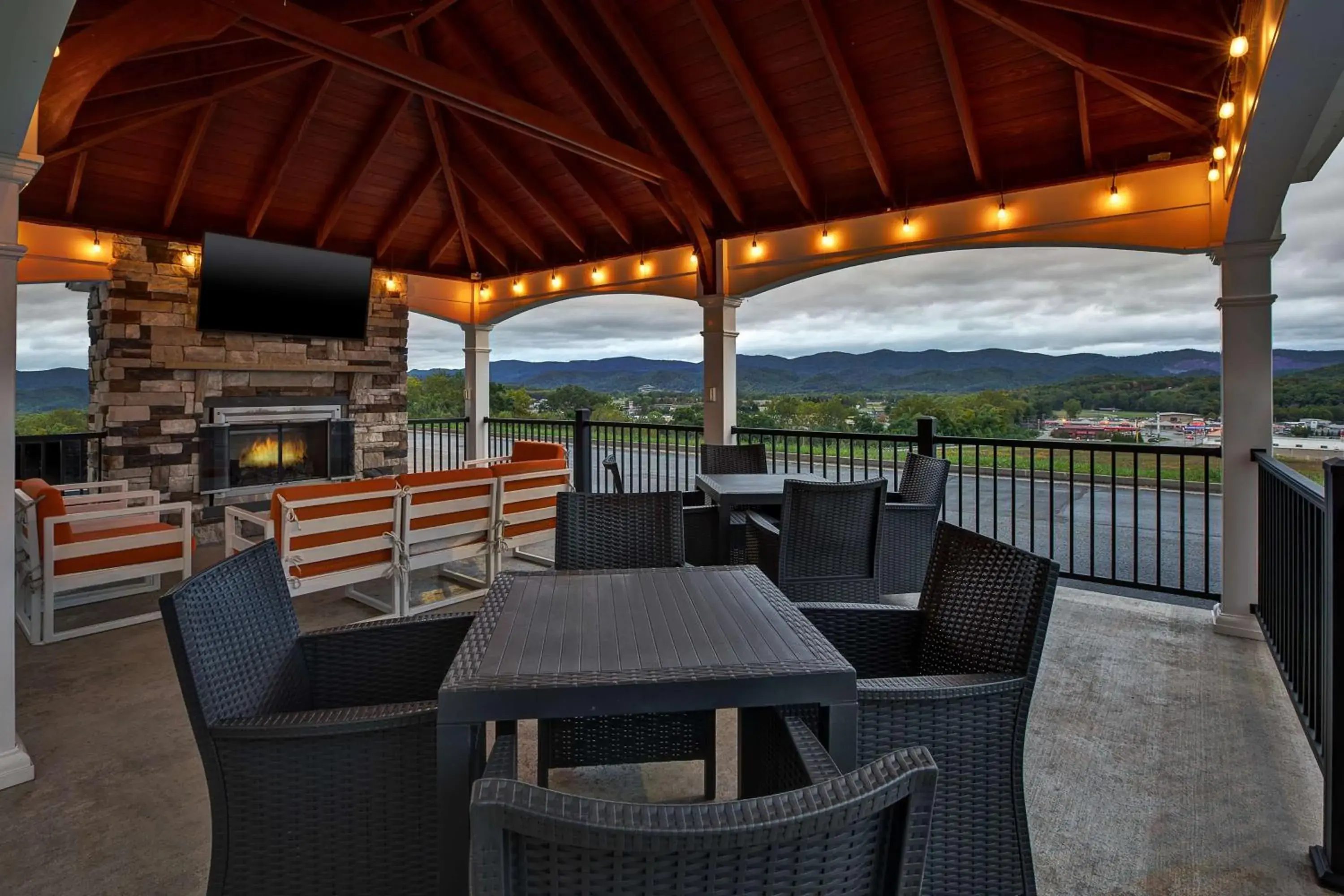 Property building in Hampton Inn Elkins Property building in Hampton Inn Elkins