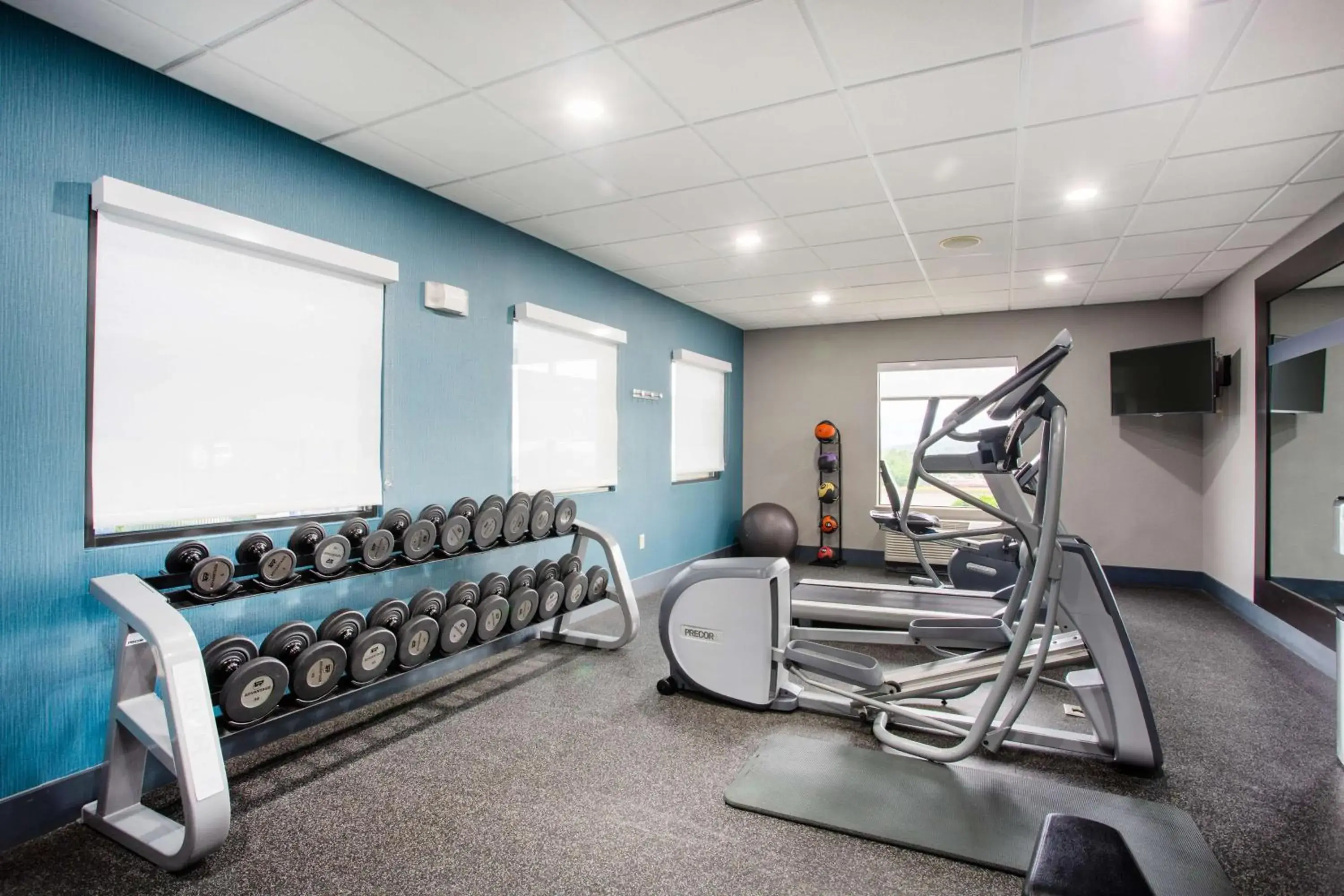 Fitness centre/facilities in Hampton Inn Elkins Fitness centre/facilities in Hampton Inn Elkins