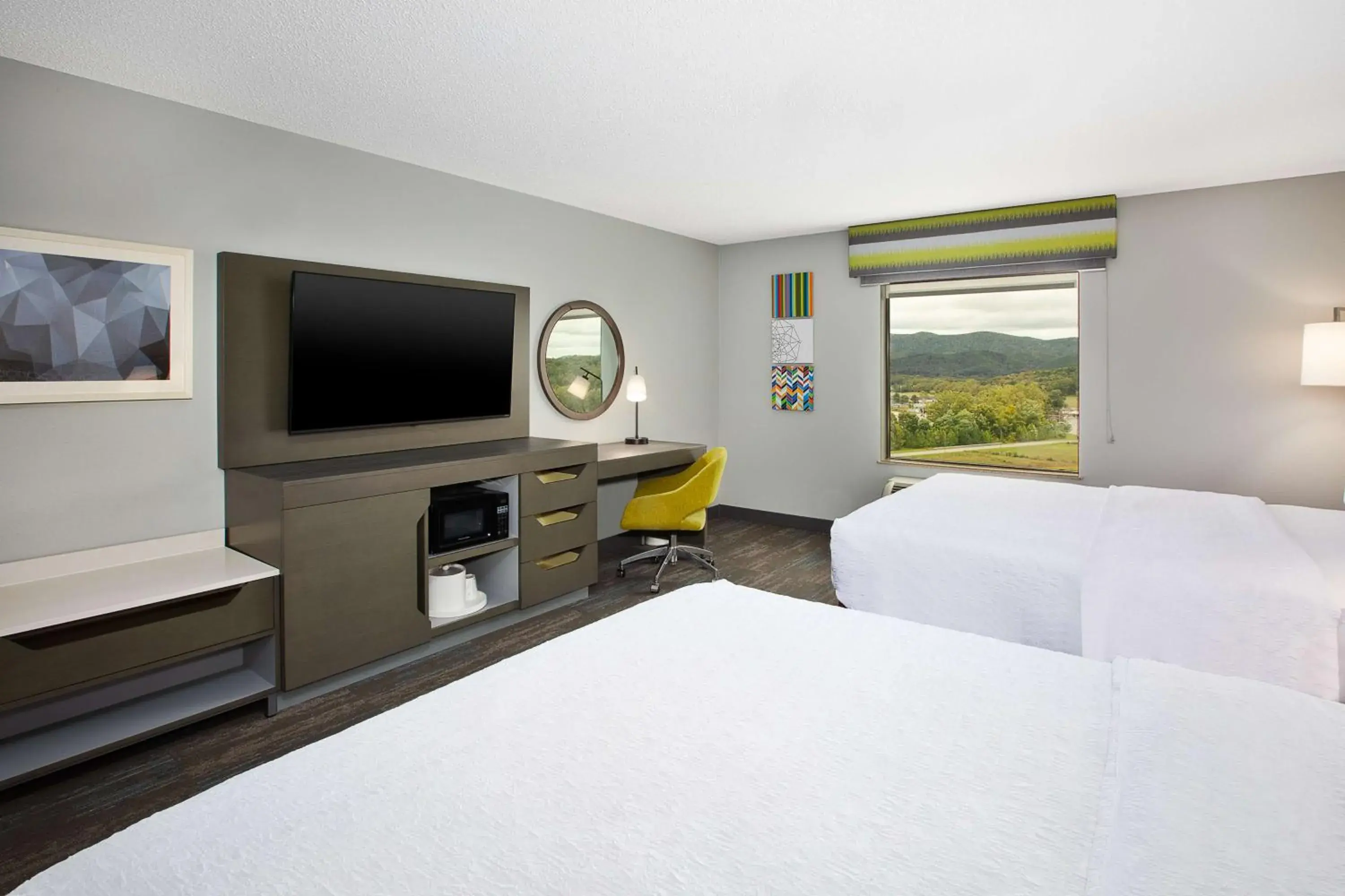 Double Room with Two Double Beds and Mountain View - Non-Smoking in Hampton Inn Elkins Double Room with Two Double Beds and Mountain View - Non-Smoking in Hampton Inn Elkins