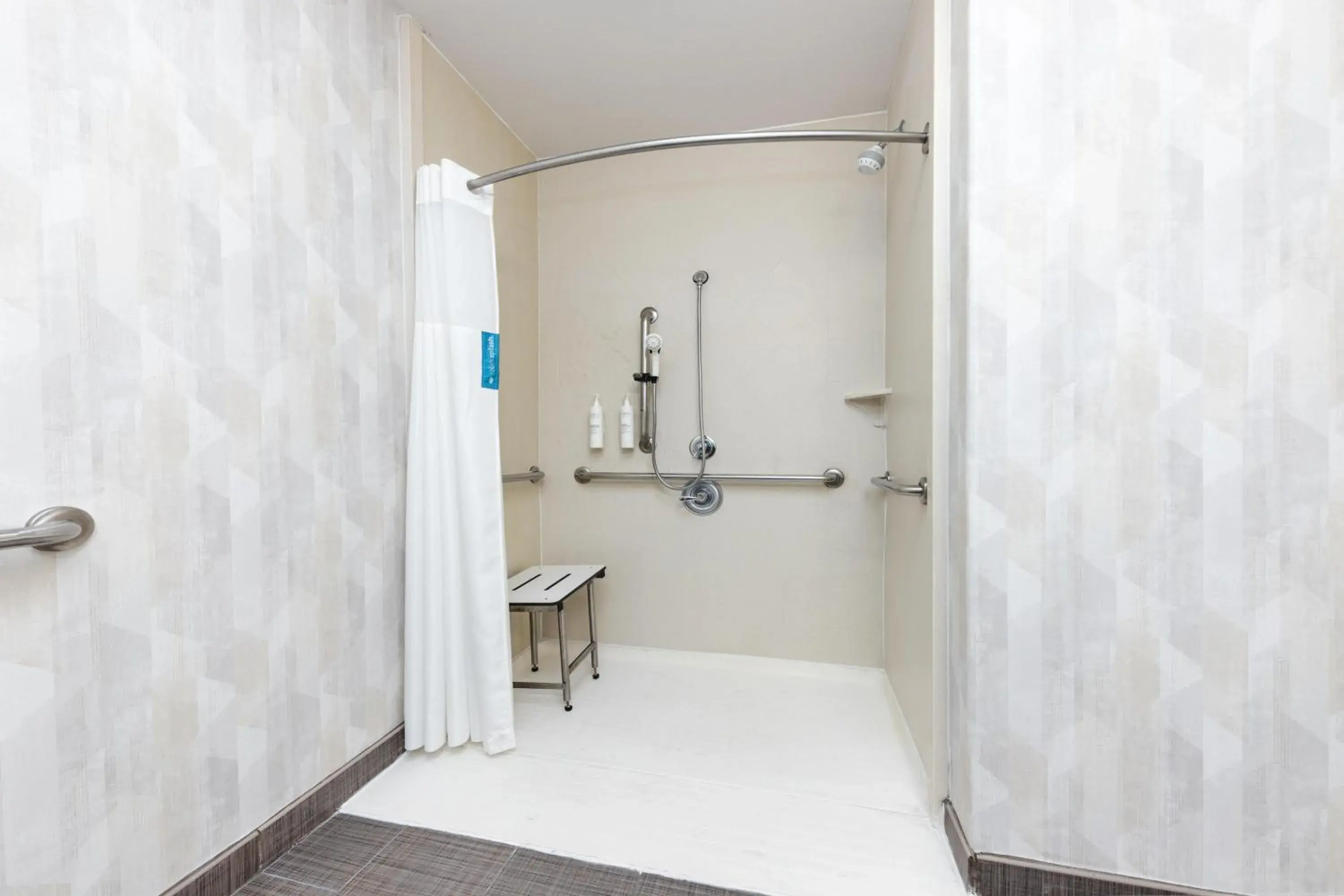 Bathroom in Hampton Inn and Suites Houston Pasadena Bathroom in Hampton Inn and Suites Houston Pasadena