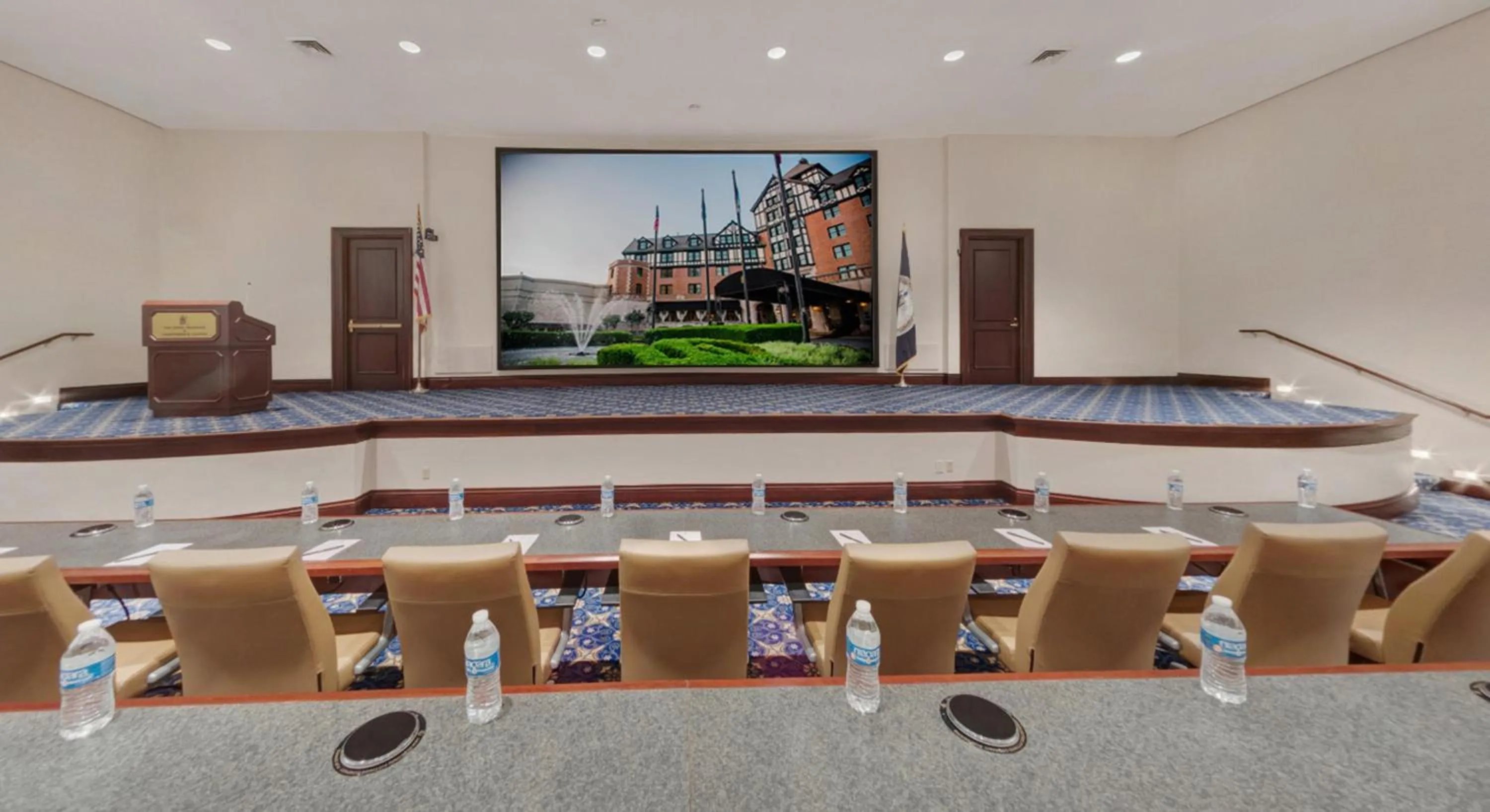 Meeting/conference room in Hotel Roanoke & Conference Center, Curio Collection by Hilton