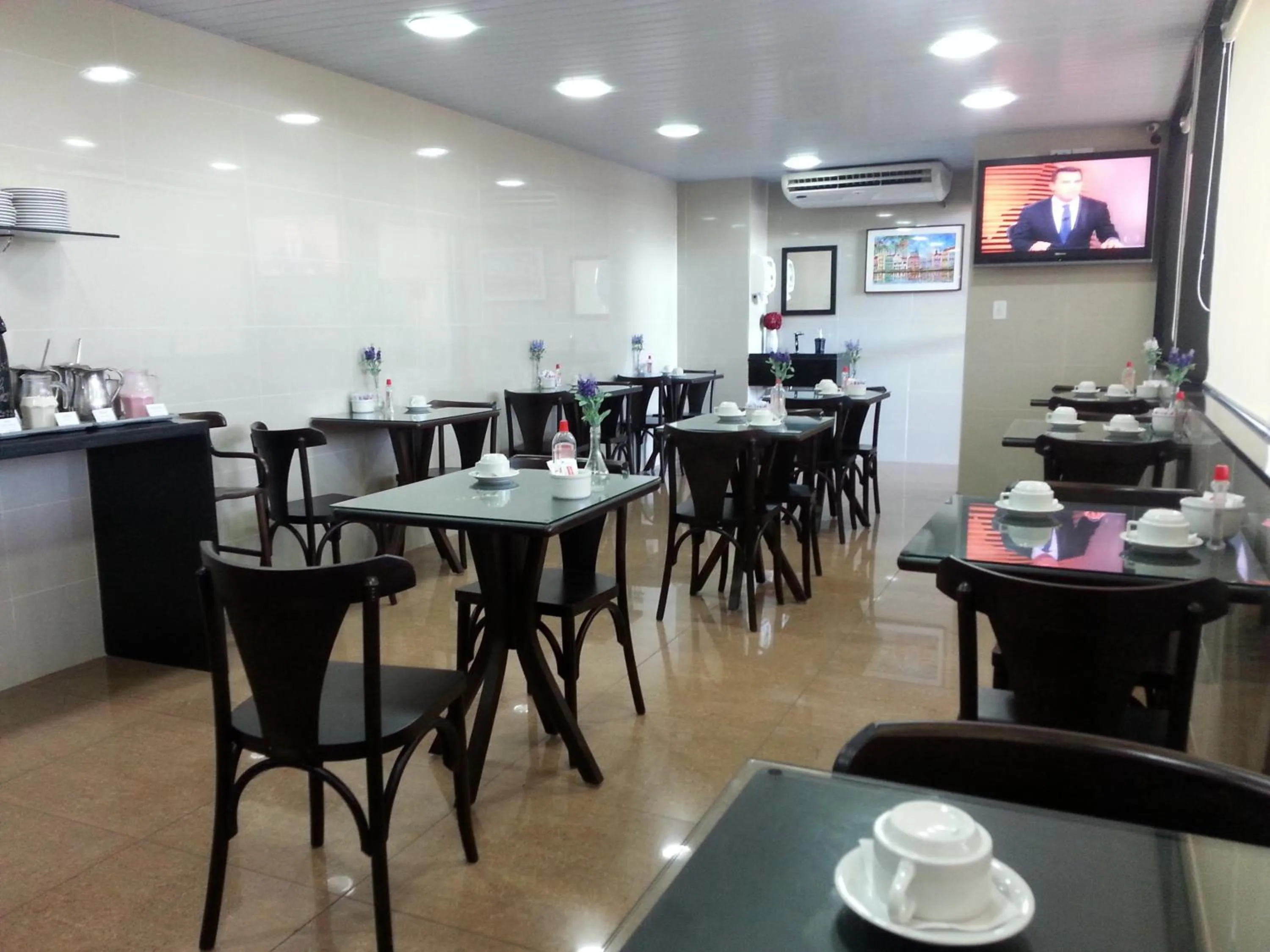 Restaurant/places to eat in Hotel Veraneio