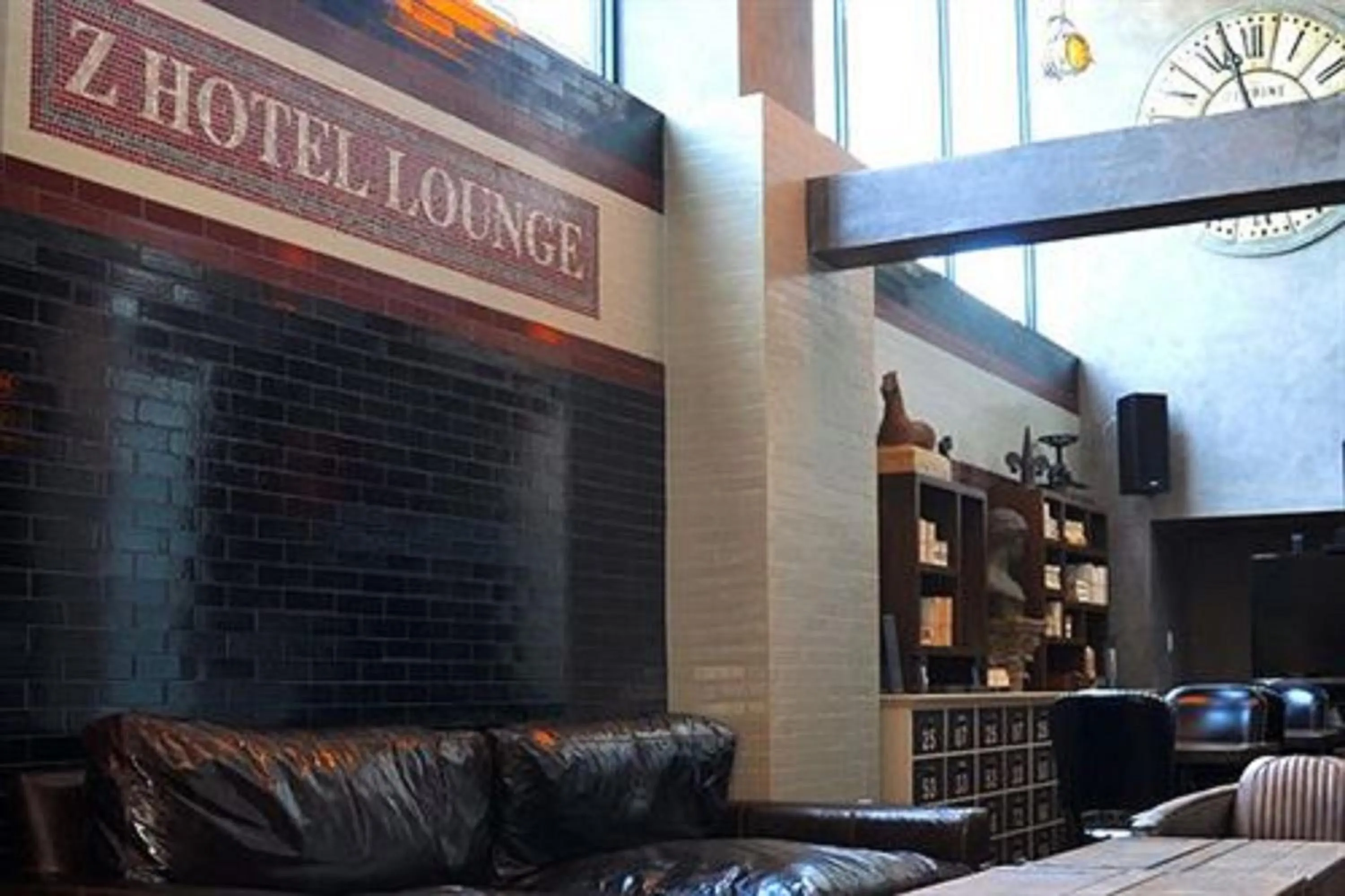 Lounge or bar in Z NYC Hotel