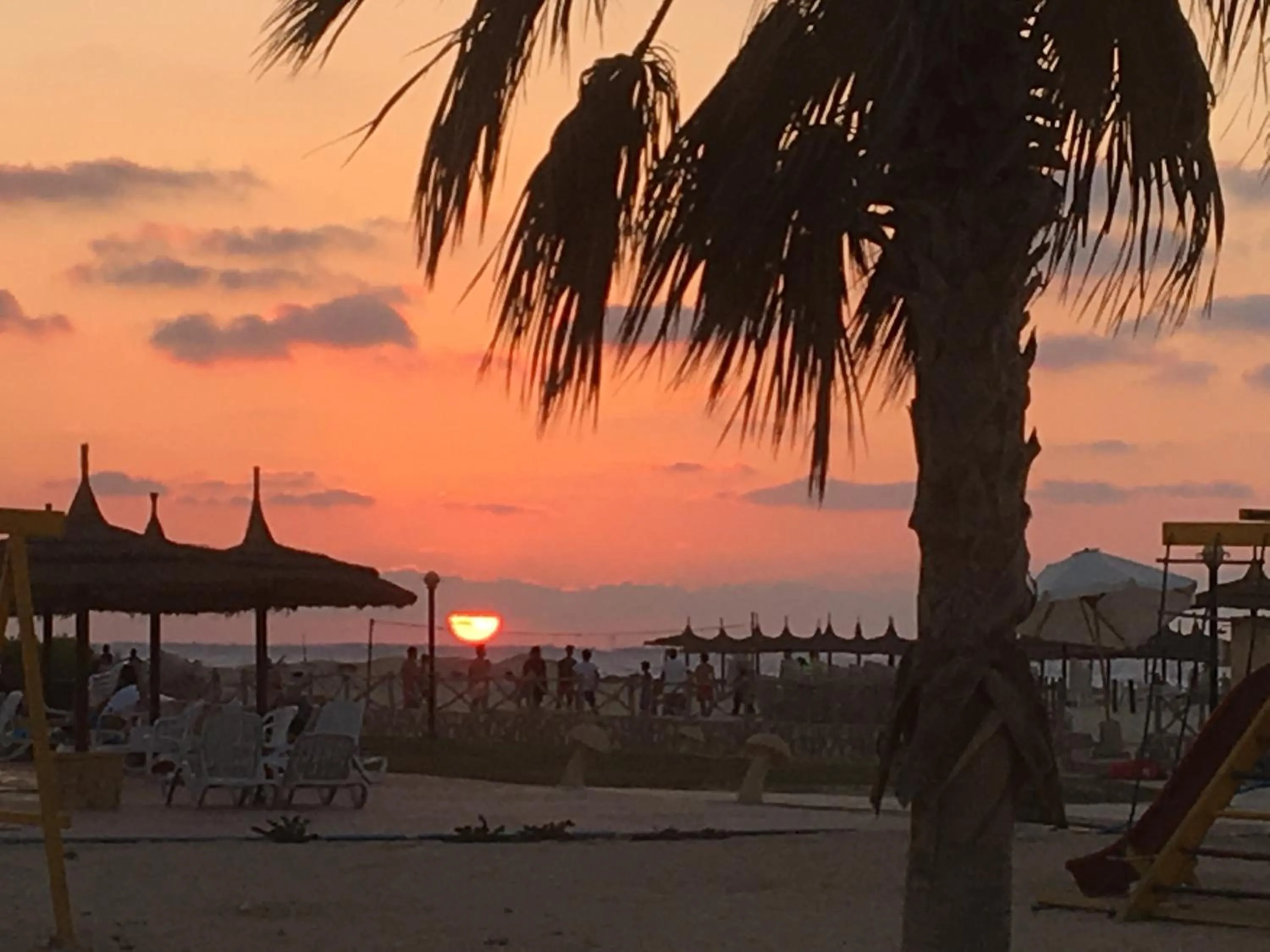 Restaurant/places to eat in Yahia Blumar North Coast