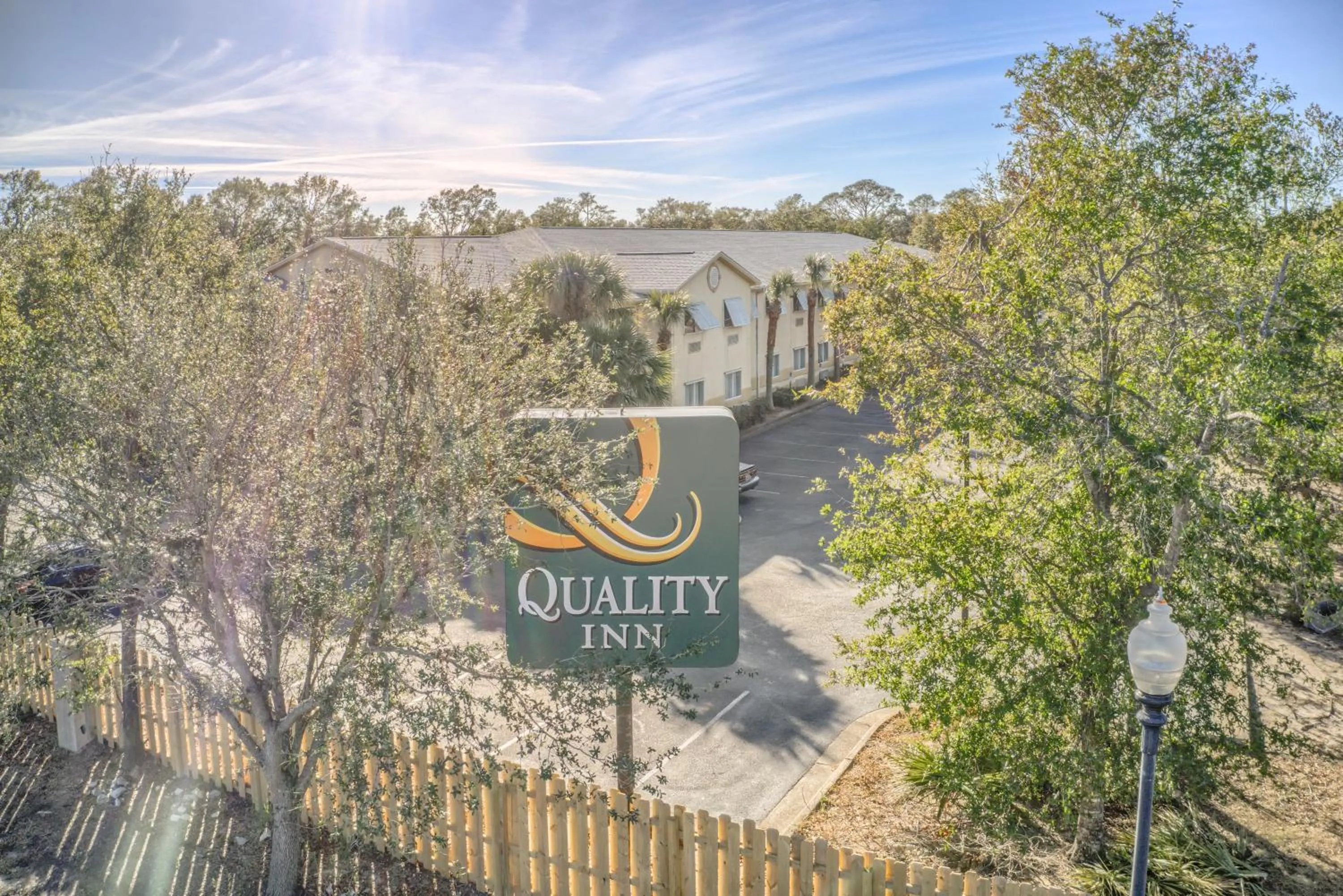 Property logo or sign in Quality Inn Gulf Shores Airport