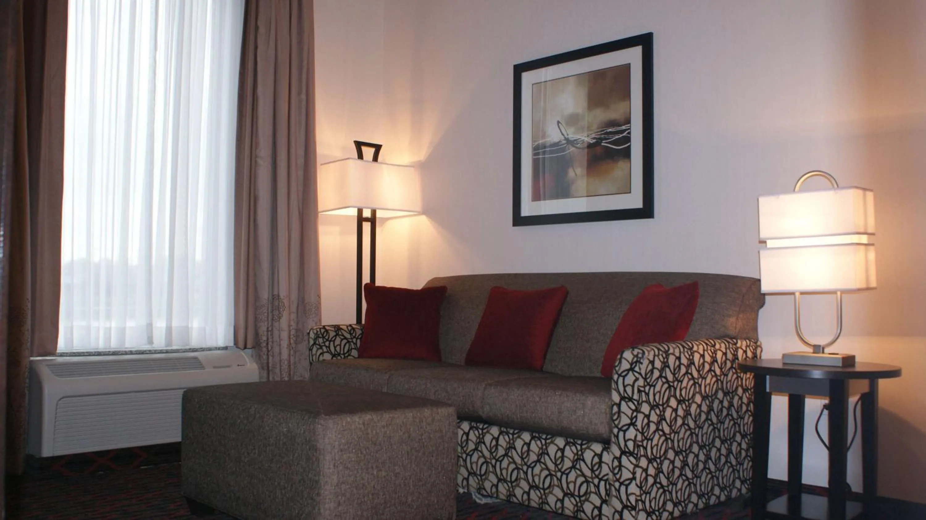 Living room in Hampton Inn by Hilton Fort Saskatchewan