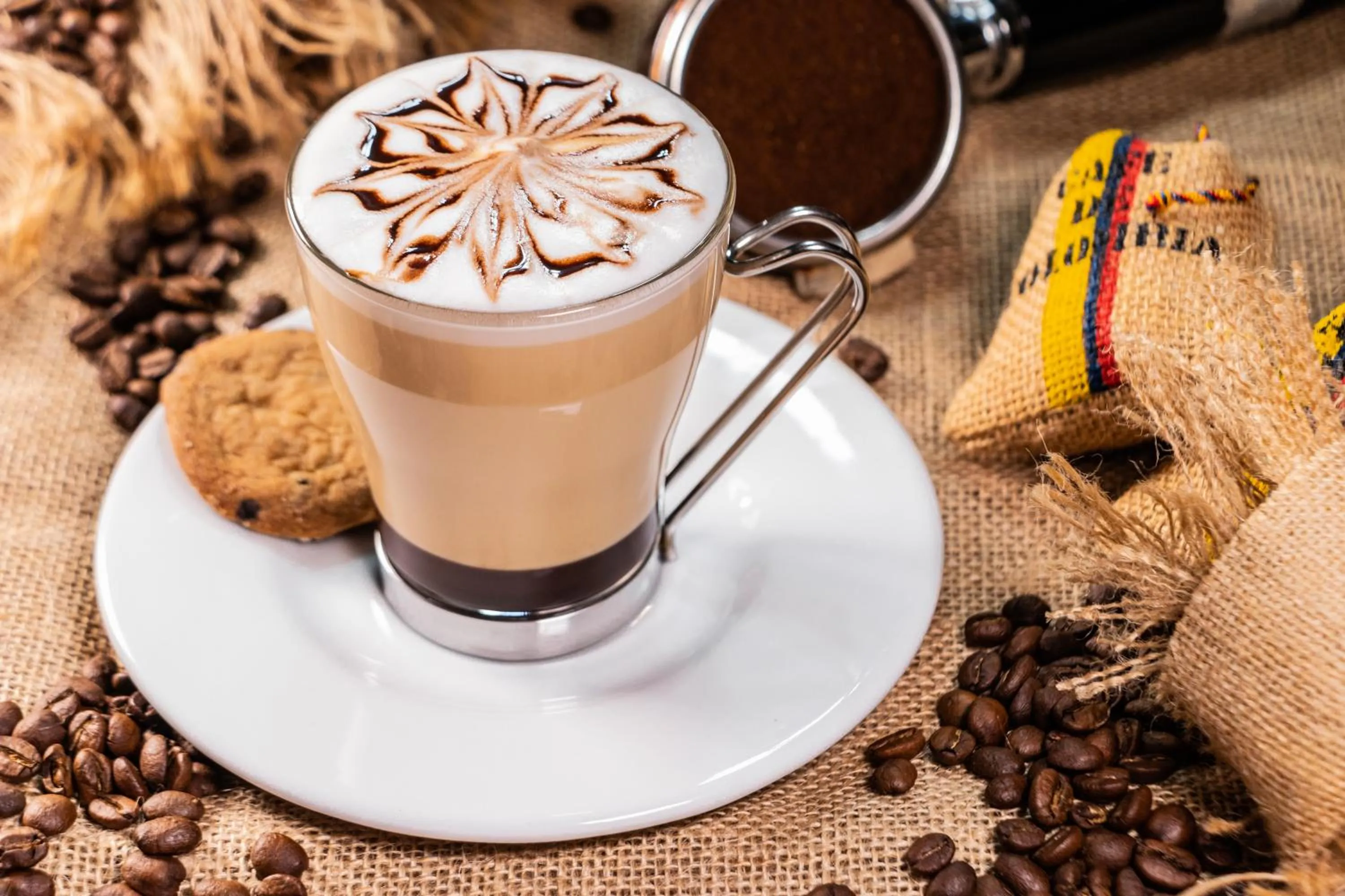 Coffee/tea facilities in GHL Hotel Abadia Plaza