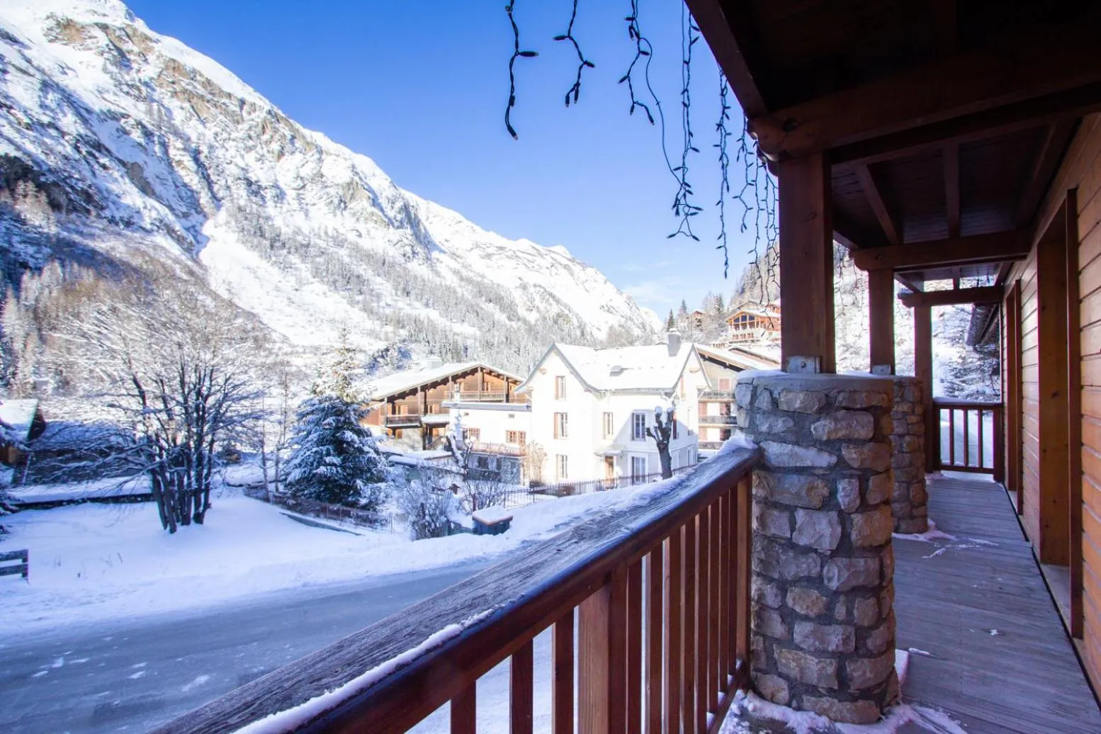 Balcony/Terrace in Chalet Coeur des Brévières by Chalet Chardons