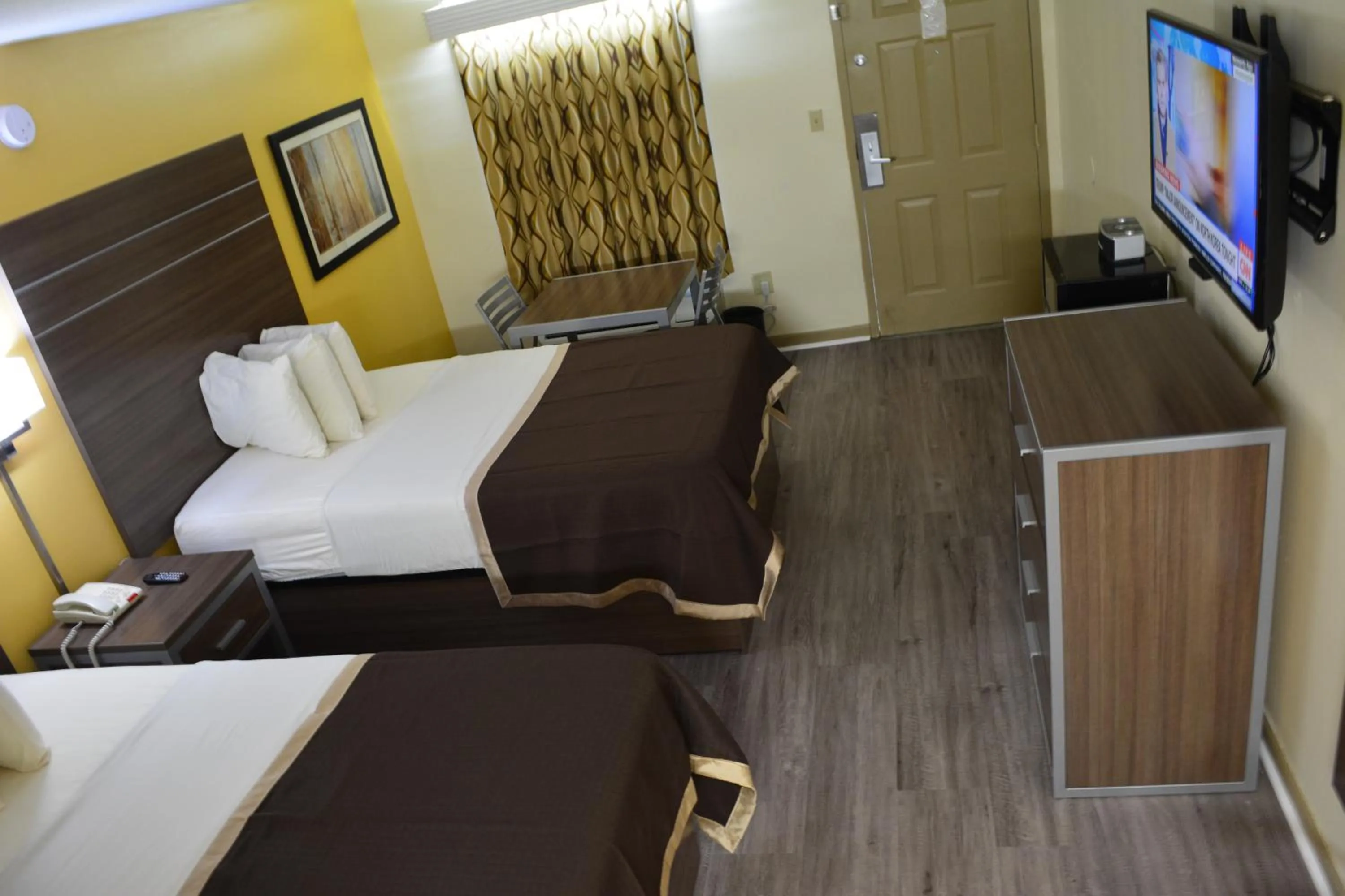 Bed in Southern Inn Lumberton