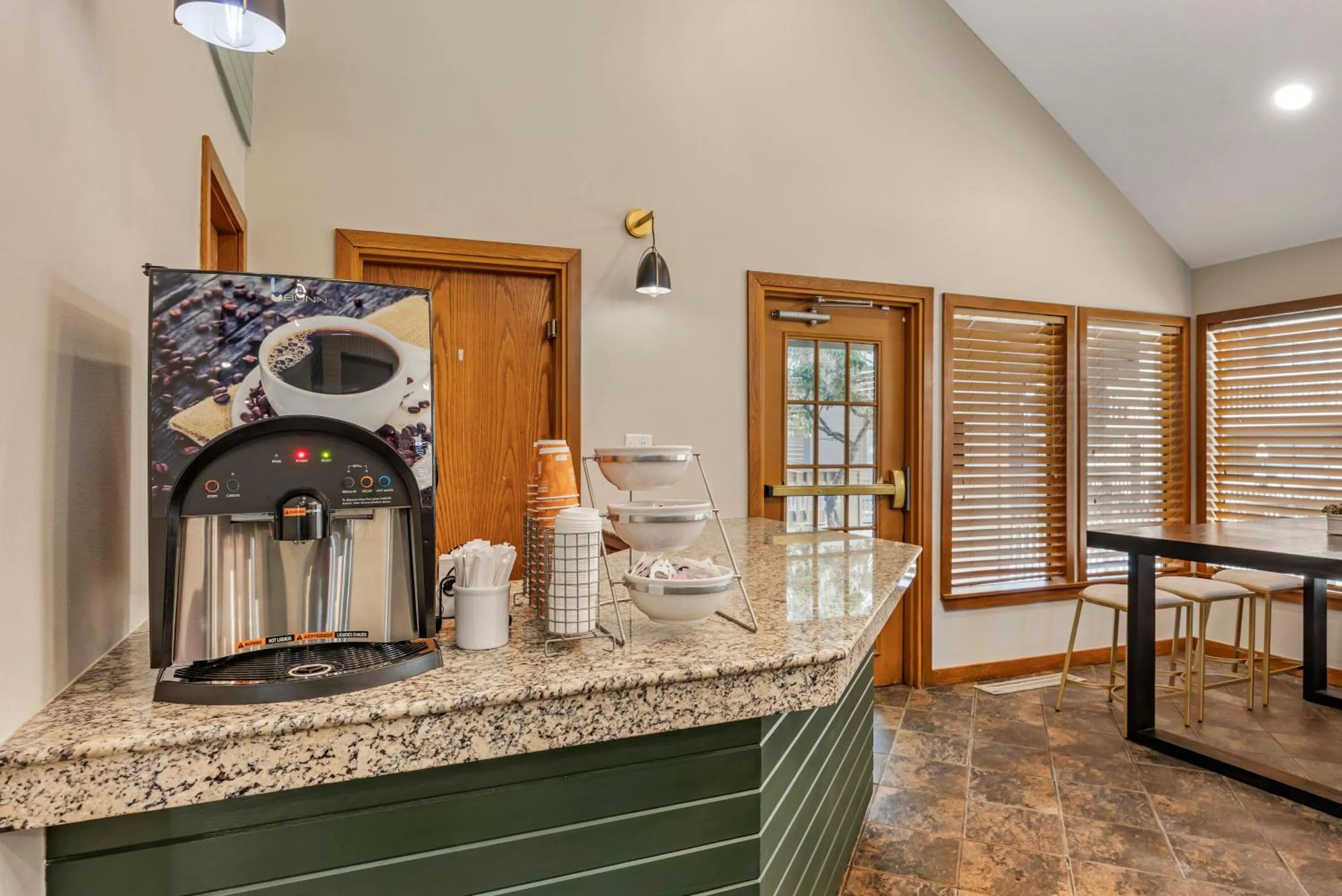 Lobby or reception in MainStay Suites Springfield South - Battlefield Rd