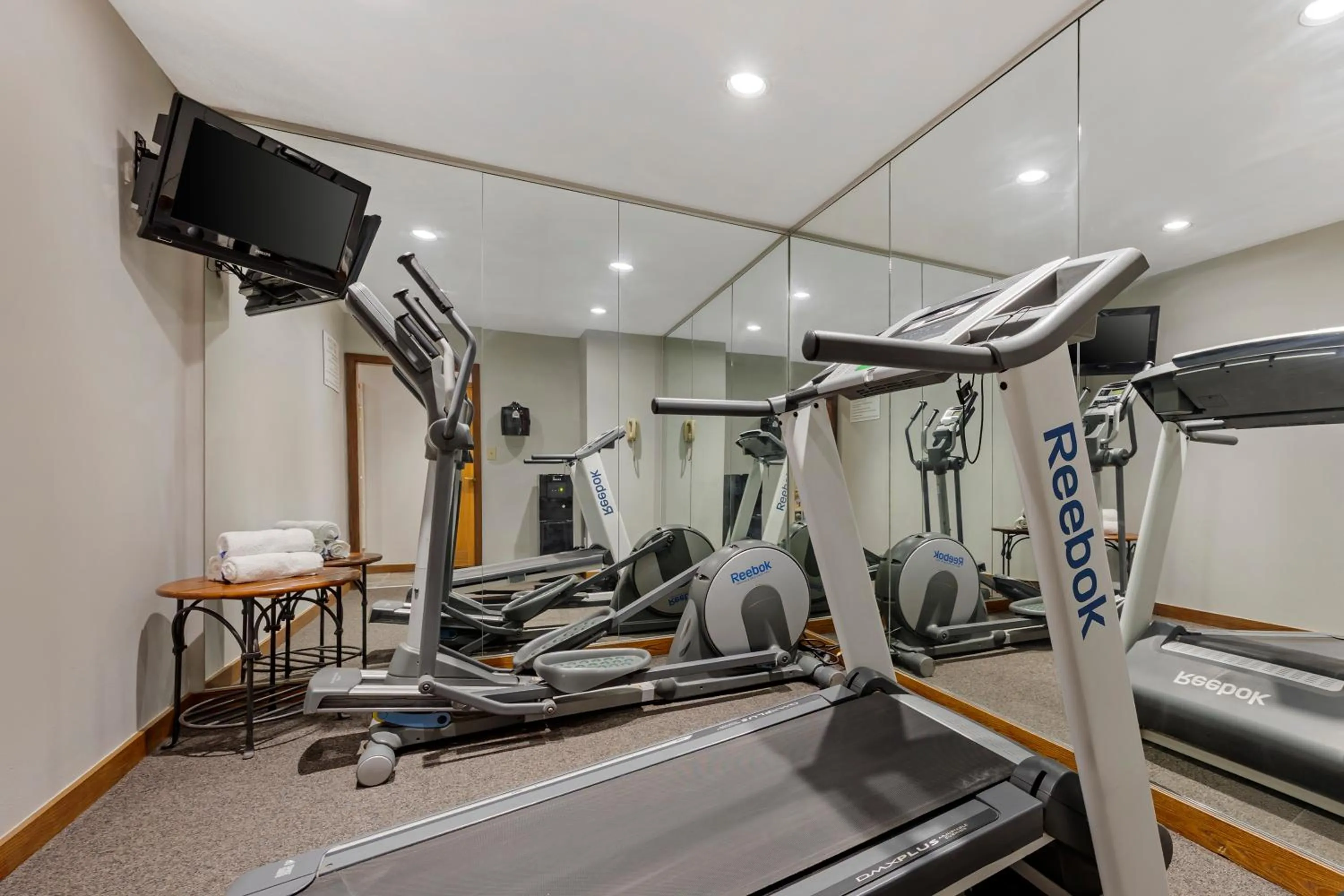 Fitness centre/facilities in MainStay Suites Springfield South - Battlefield Rd