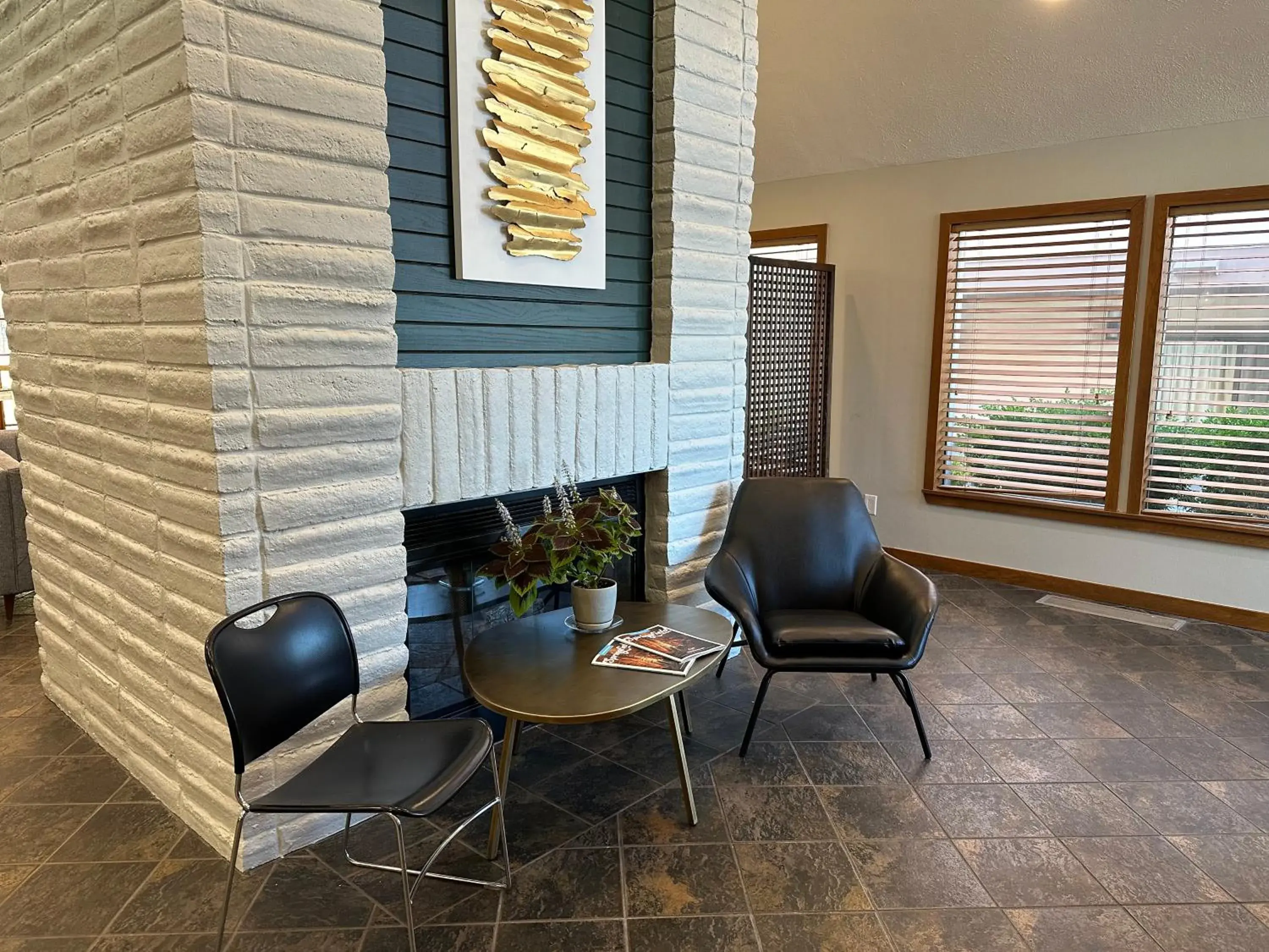 Lobby or reception in MainStay Suites Springfield South - Battlefield Rd Lobby or reception in MainStay Suites Springfield South - Battlefield Rd