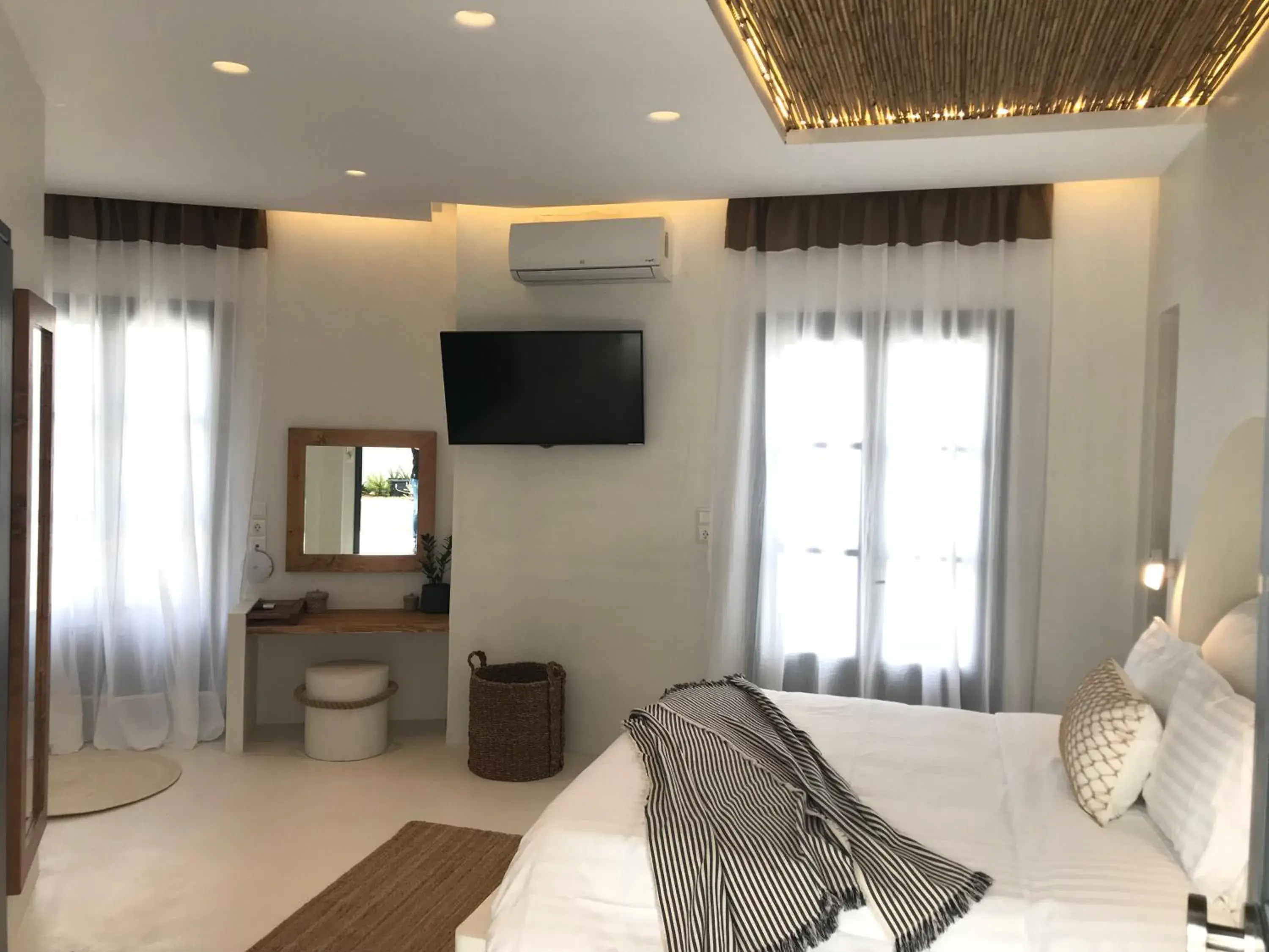 Double Room - Disability Access in Parian Boutique Hotel Double Room - Disability Access in Parian Boutique Hotel