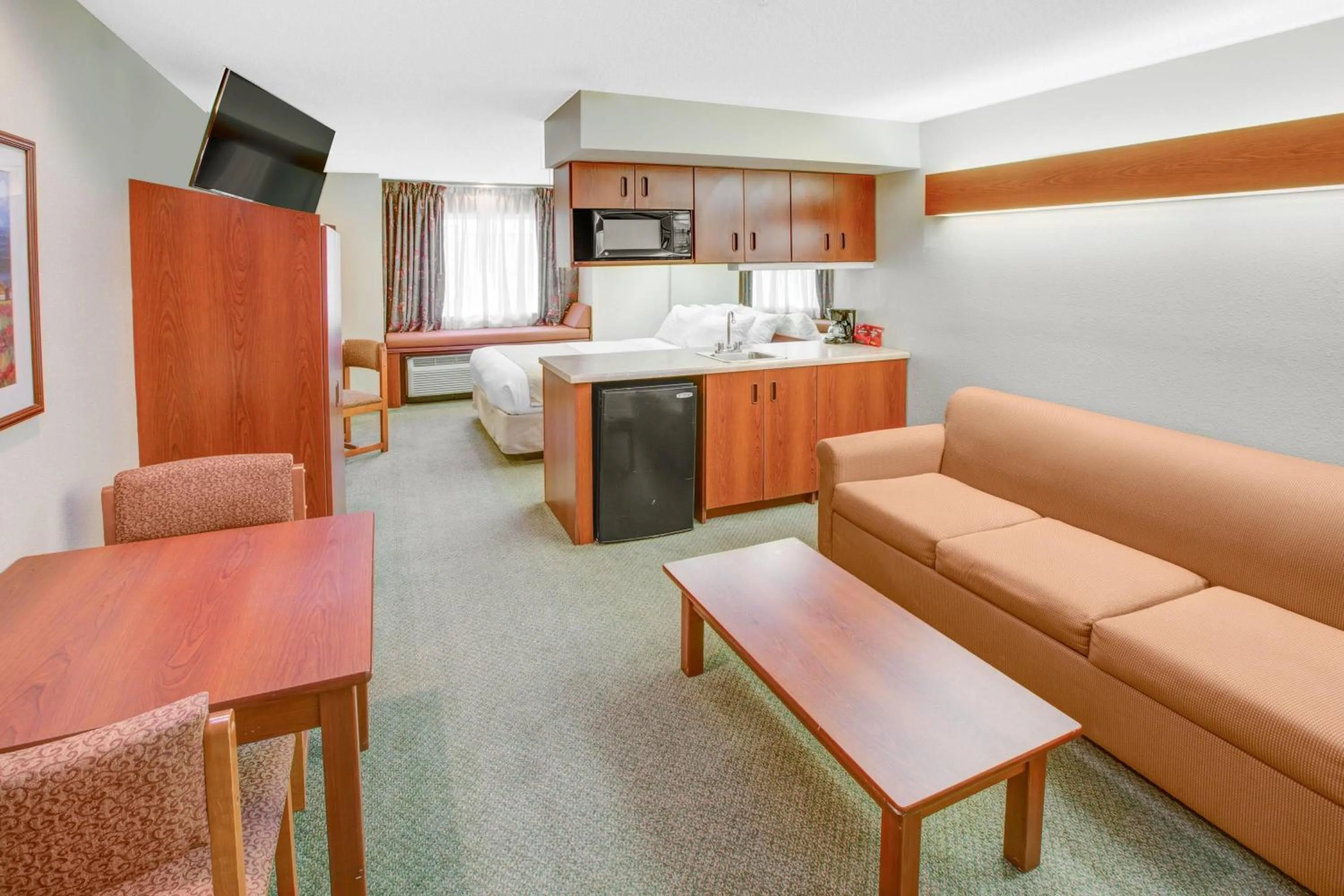 Photo of the whole room in Microtel Inn & Suites by Wyndham Hattiesburg