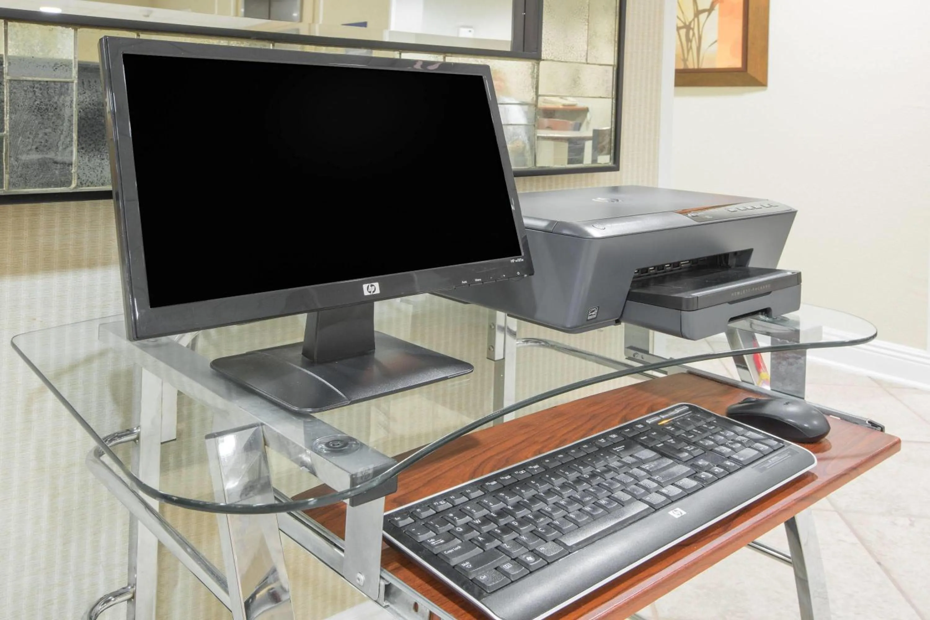 Business facilities in Microtel Inn & Suites by Wyndham Hattiesburg