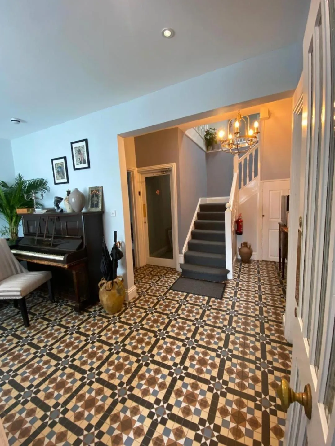 Lobby or reception in Skyline Guesthouse