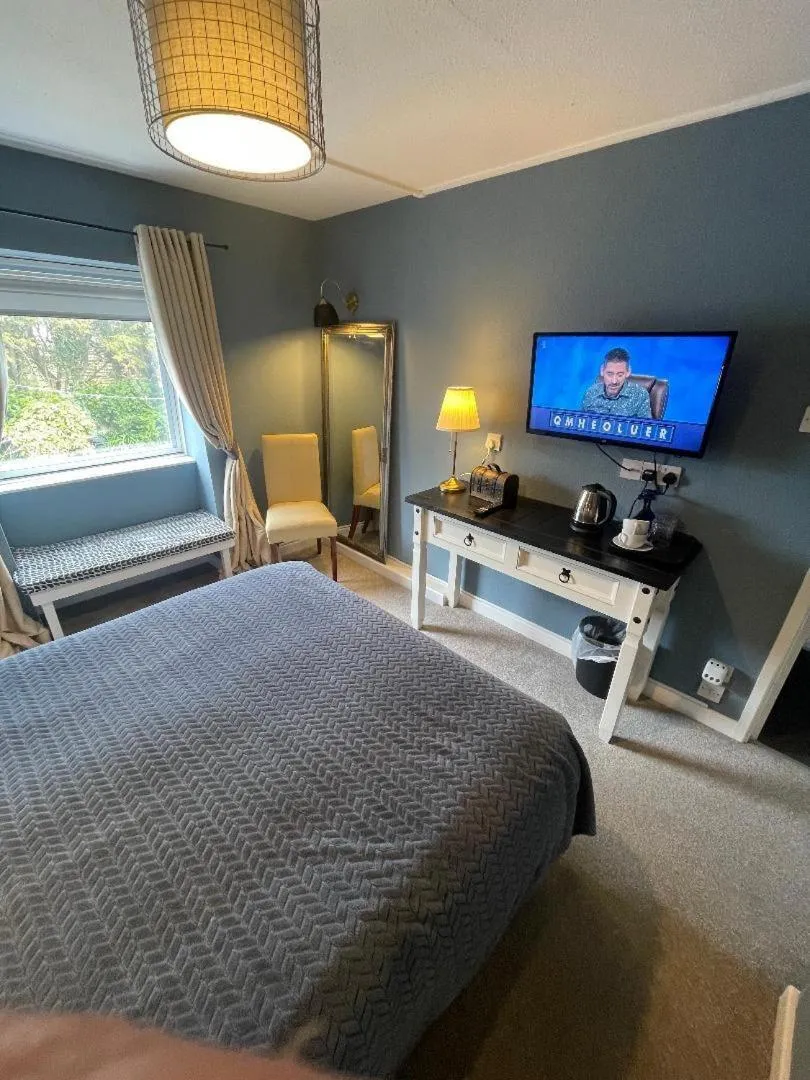 Bedroom, Bed in Skyline Guesthouse