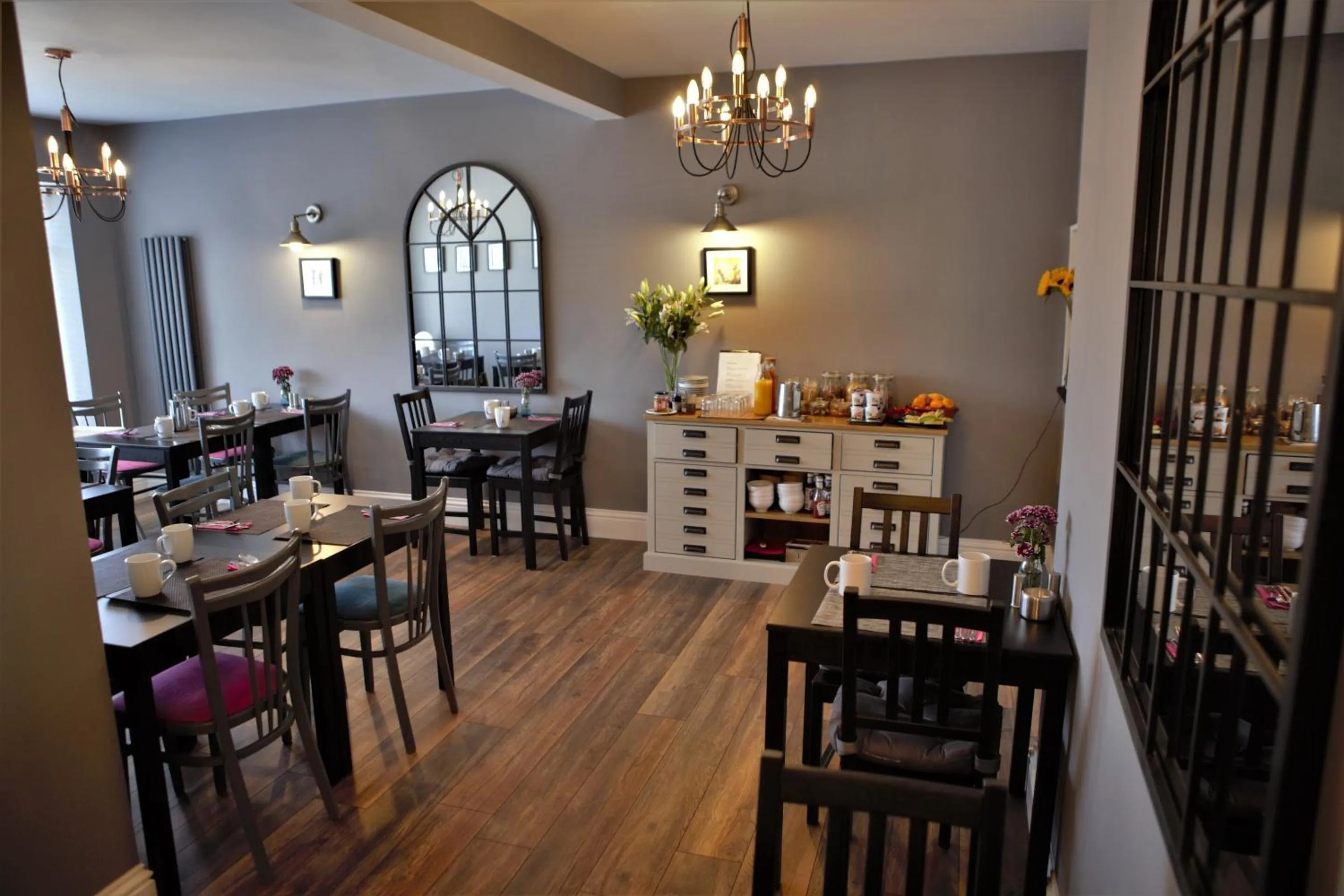 Breakfast in Skyline Guesthouse