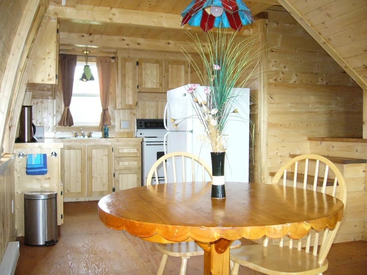 Kitchen or kitchenette in Chalets Nature Océan