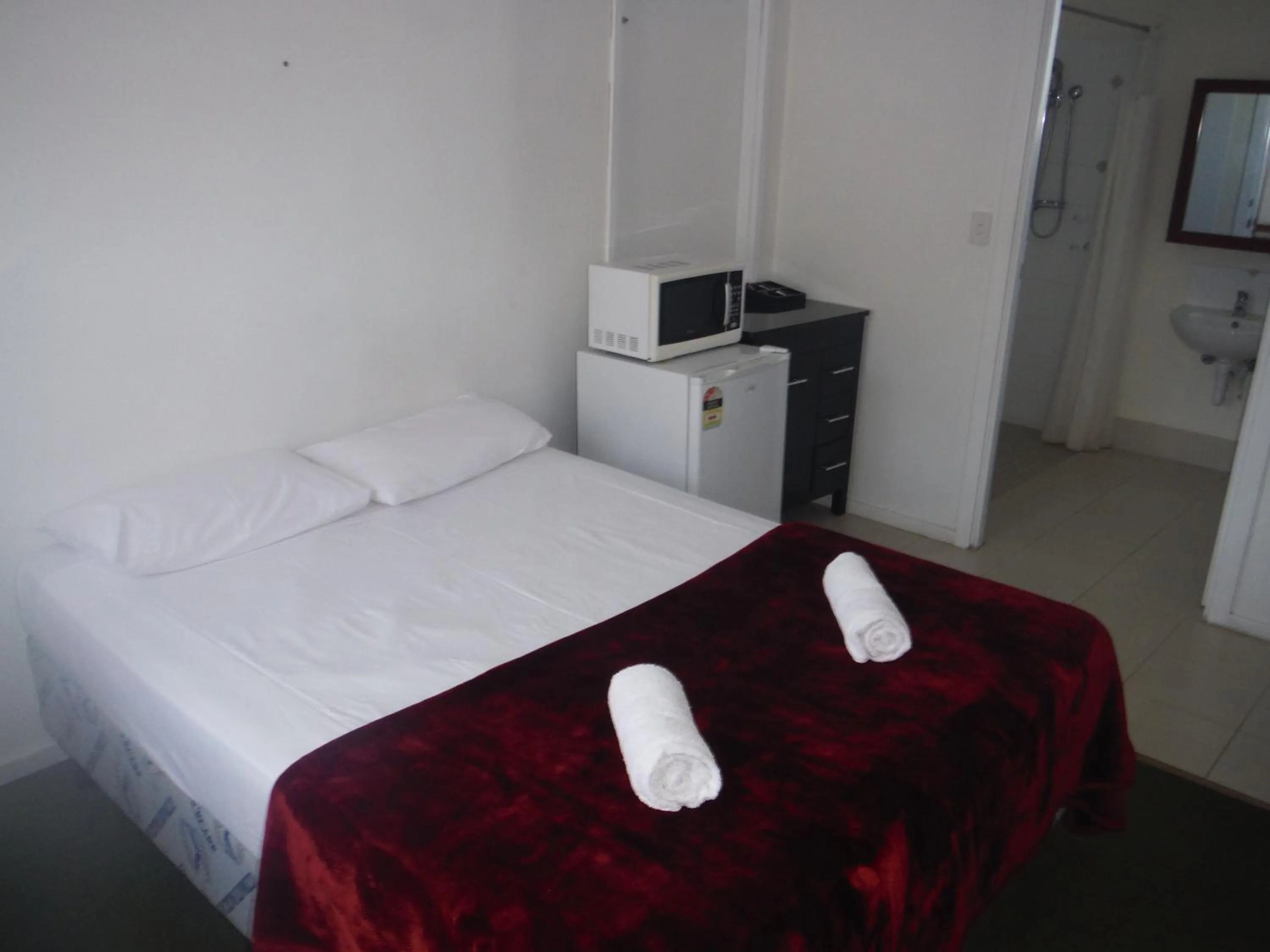 Bedroom, Bed in Restawile Motel