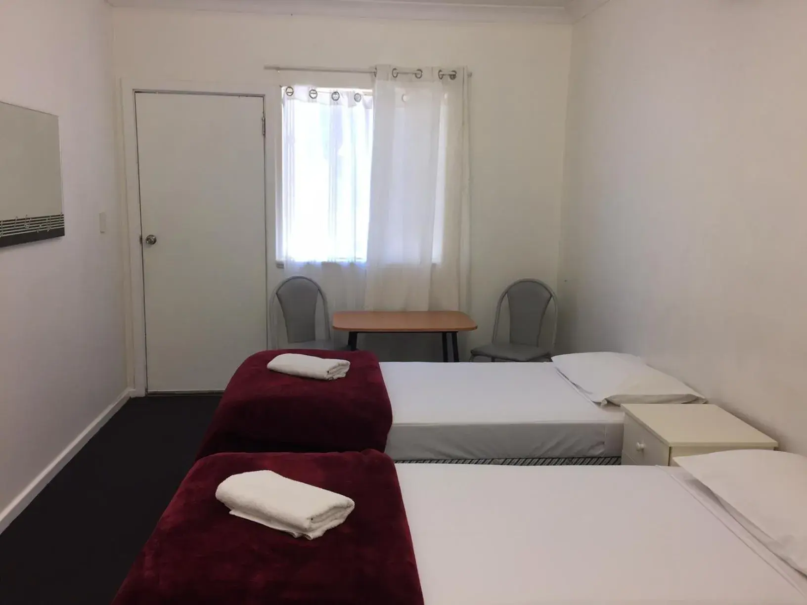 Bed in Restawile Motel Bed in Restawile Motel