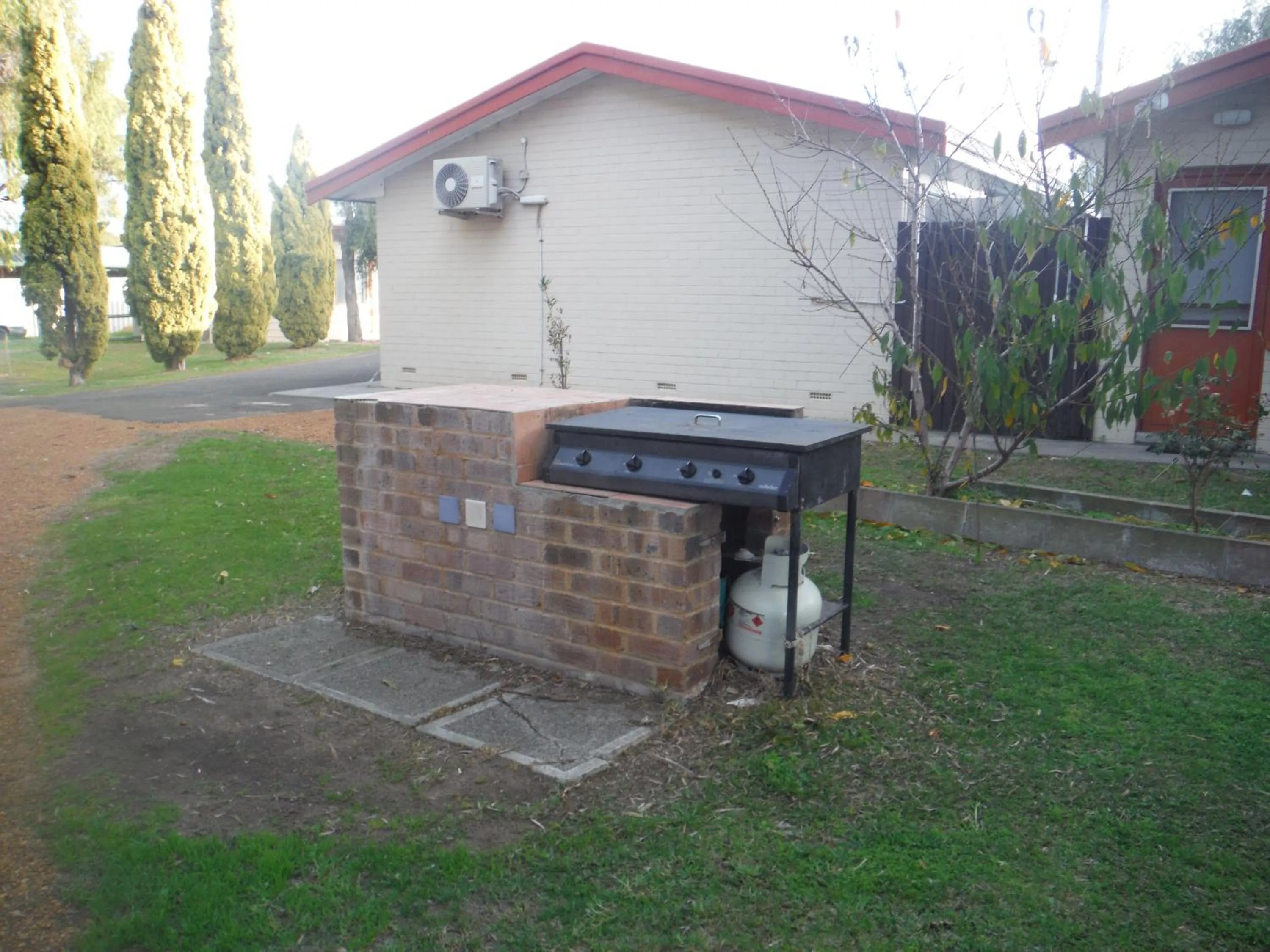 BBQ facilities in Restawile Motel