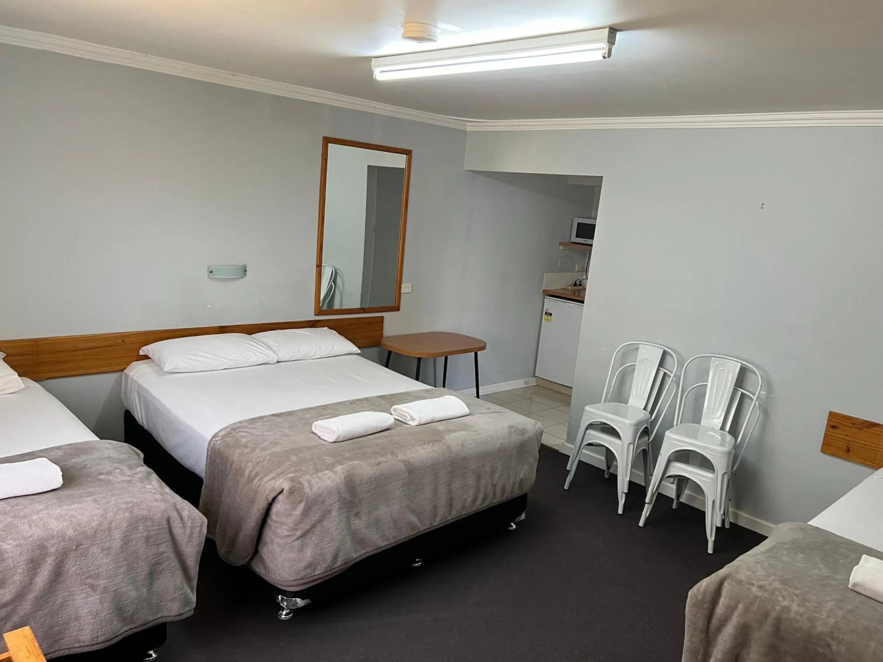 Photo of the whole room, Bed in Restawile Motel Photo of the whole room, Bed in Restawile Motel