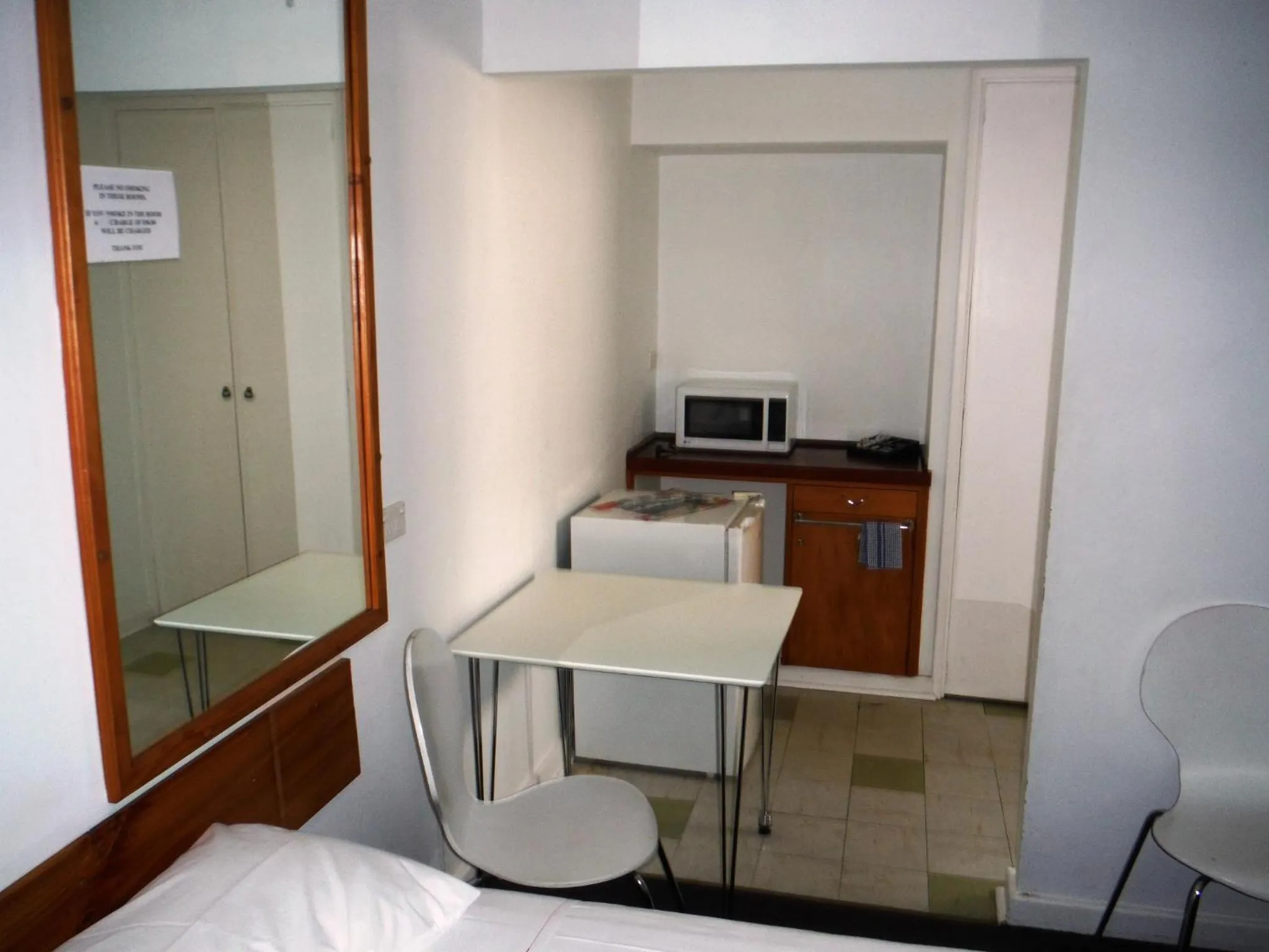 Dining area in Restawile Motel