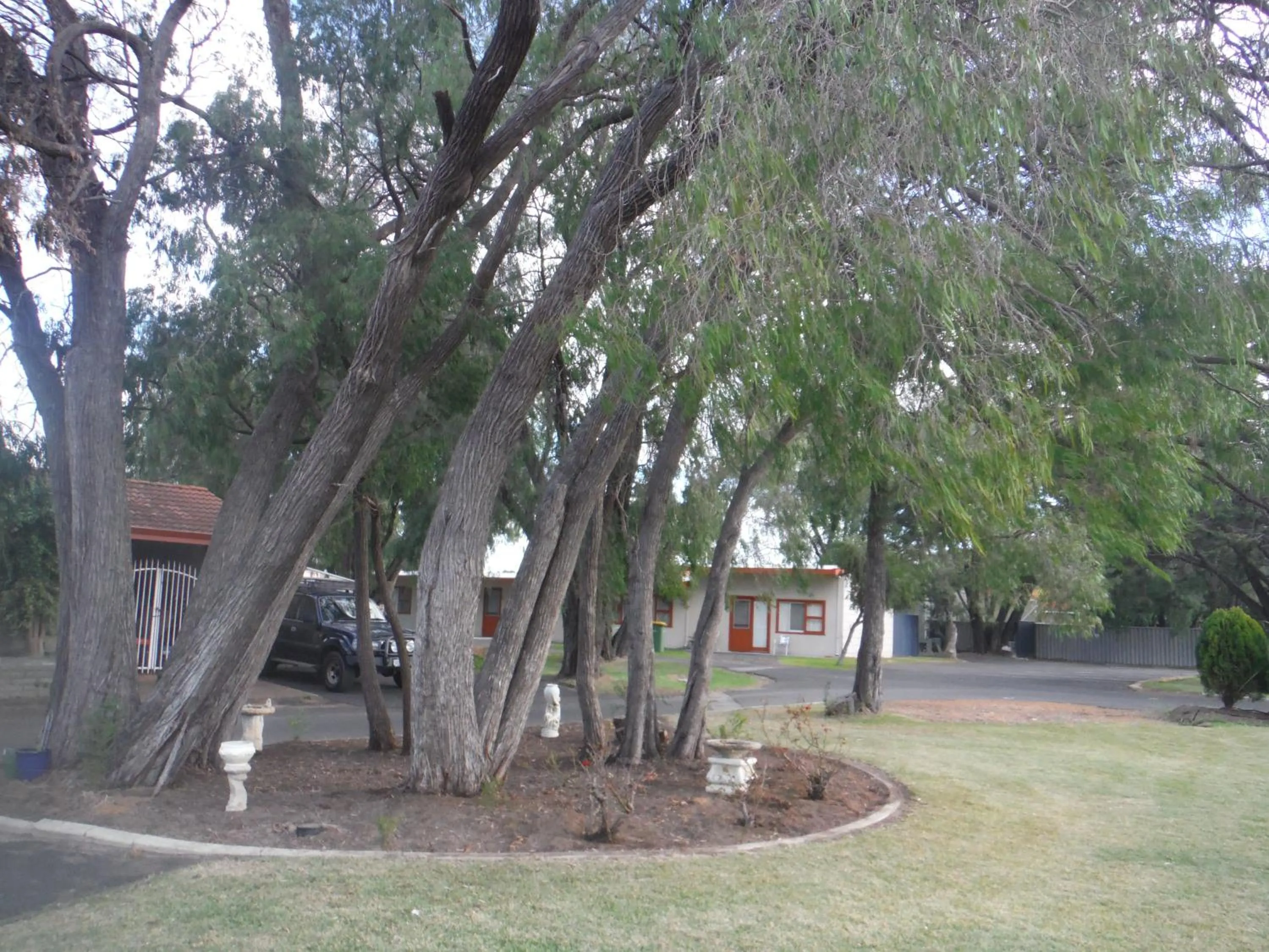 Property building in Restawile Motel