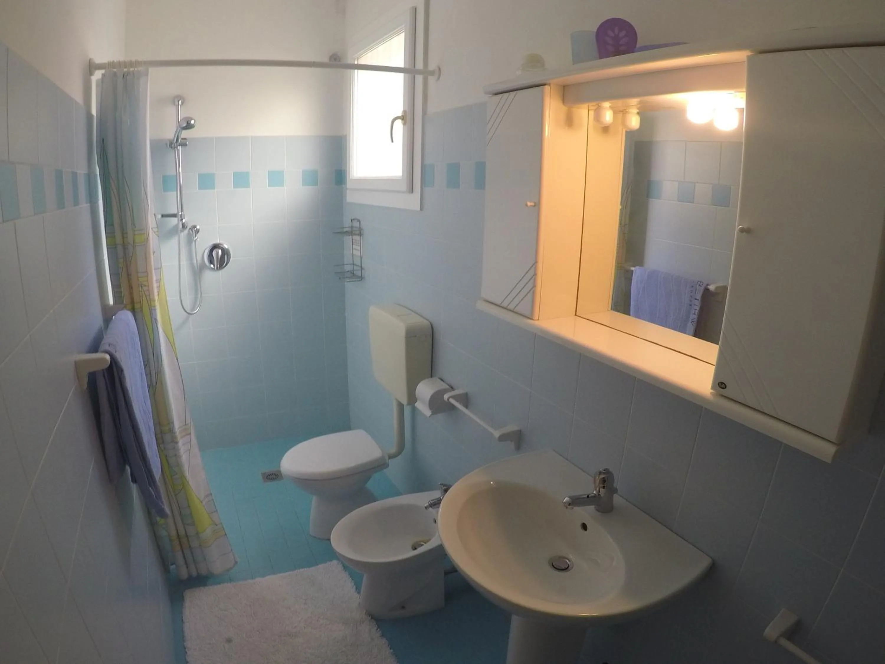 Shower in Casa Francesca - Agenzia Cocal