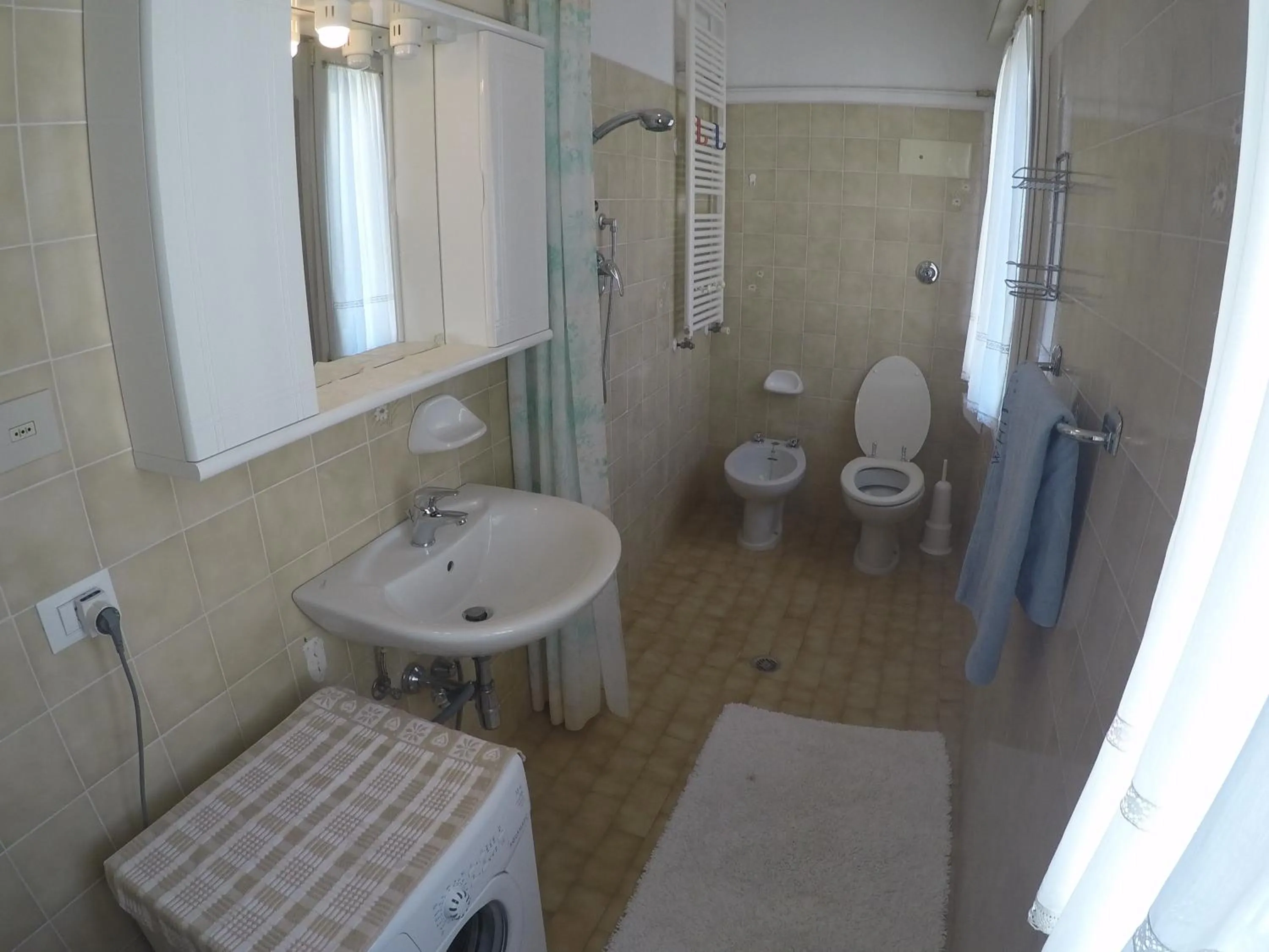 Shower in Casa Francesca - Agenzia Cocal