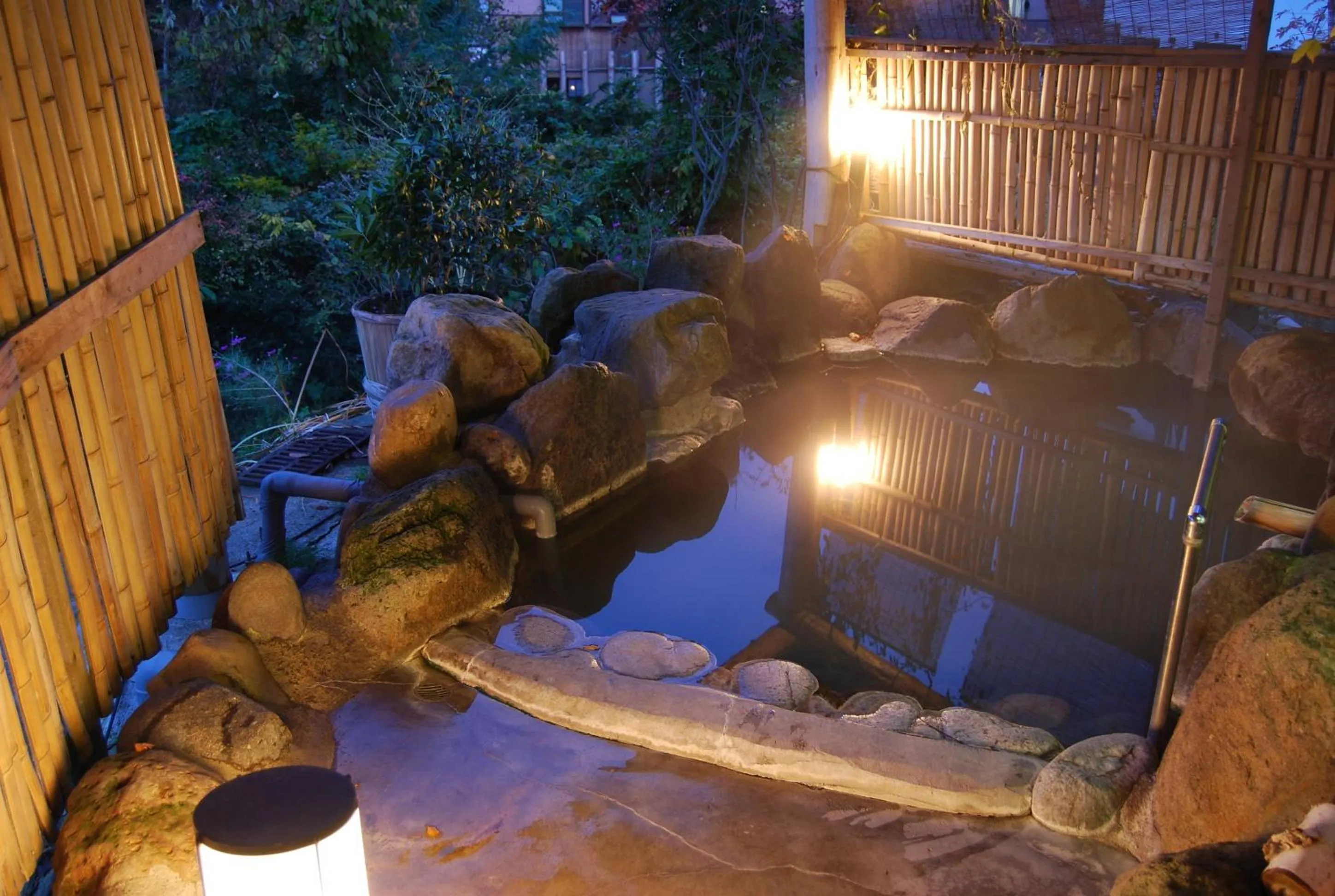 Hot Spring Bath in Kogakuro