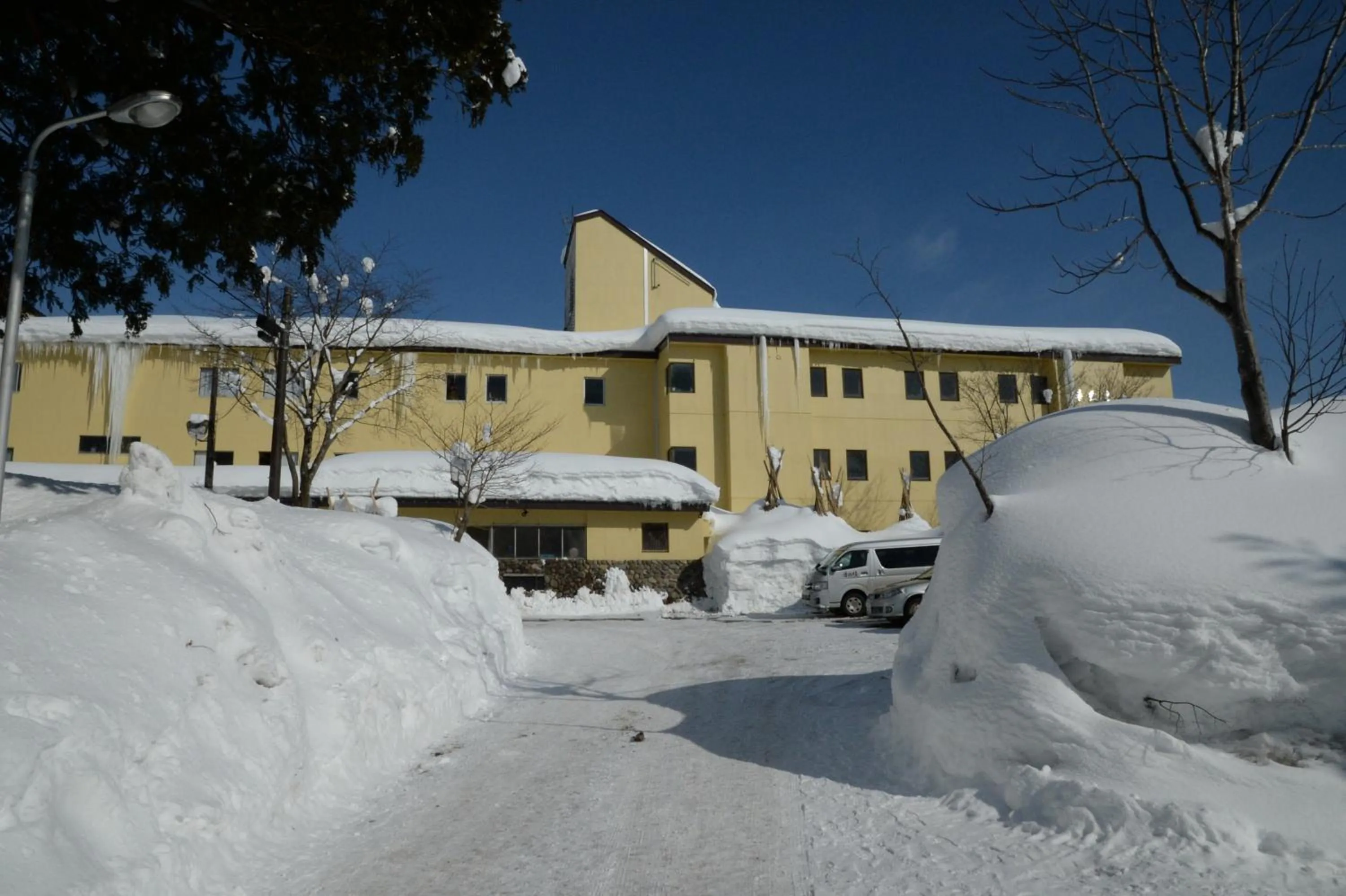 Property building in Kogakuro