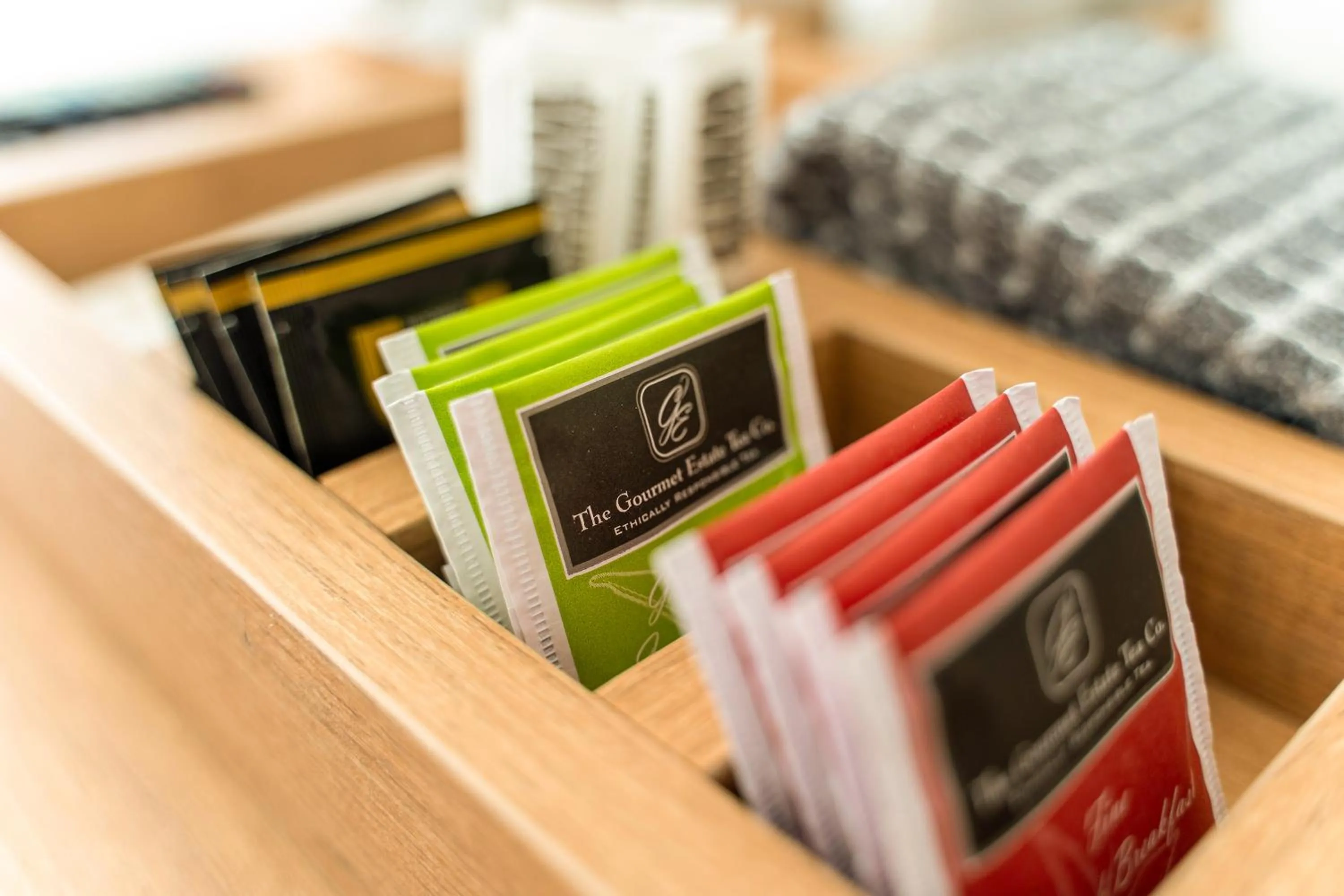 Coffee/tea facilities in Beachcomber Motel & Apartments