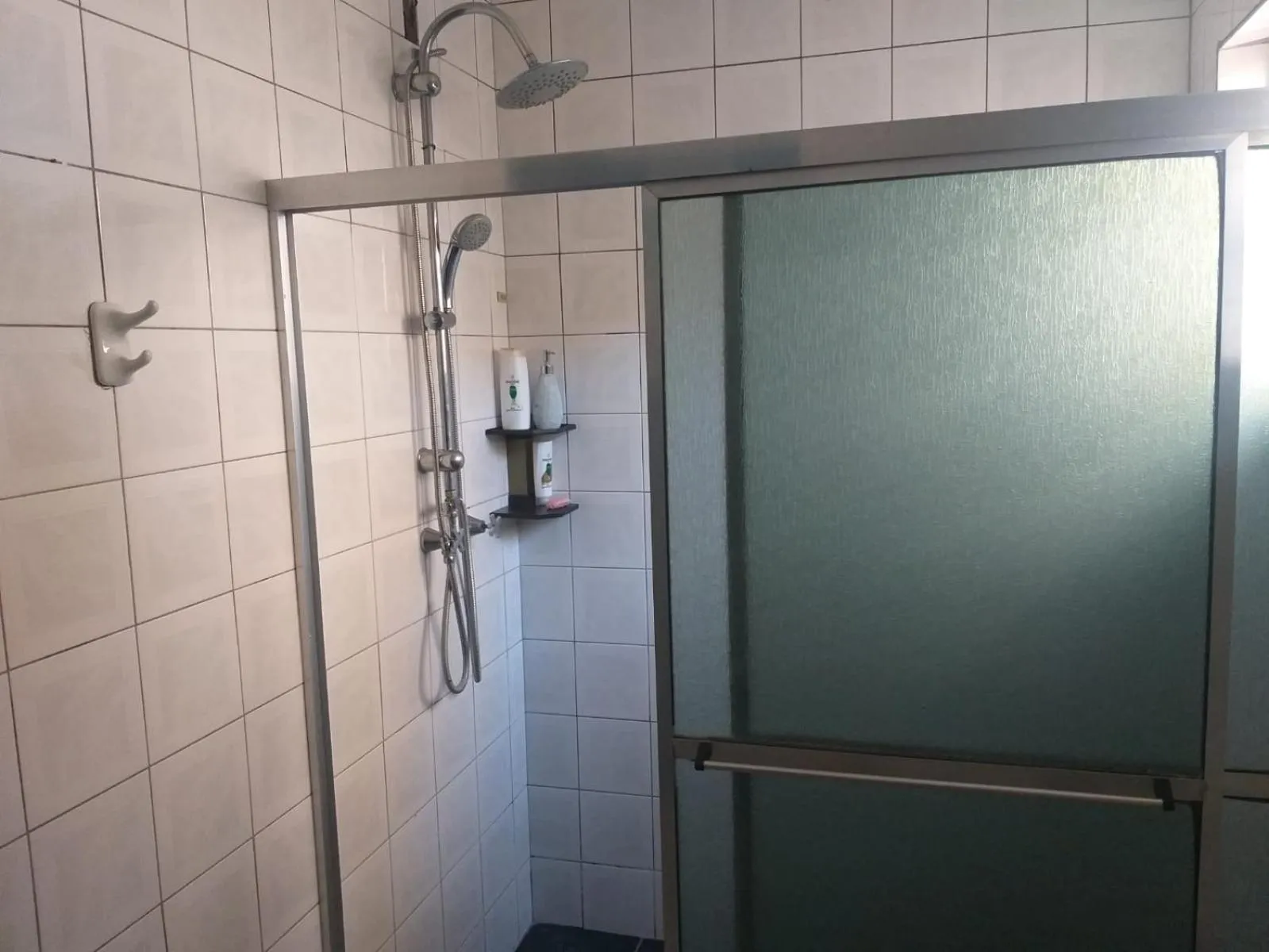 Shower in casa das flores
