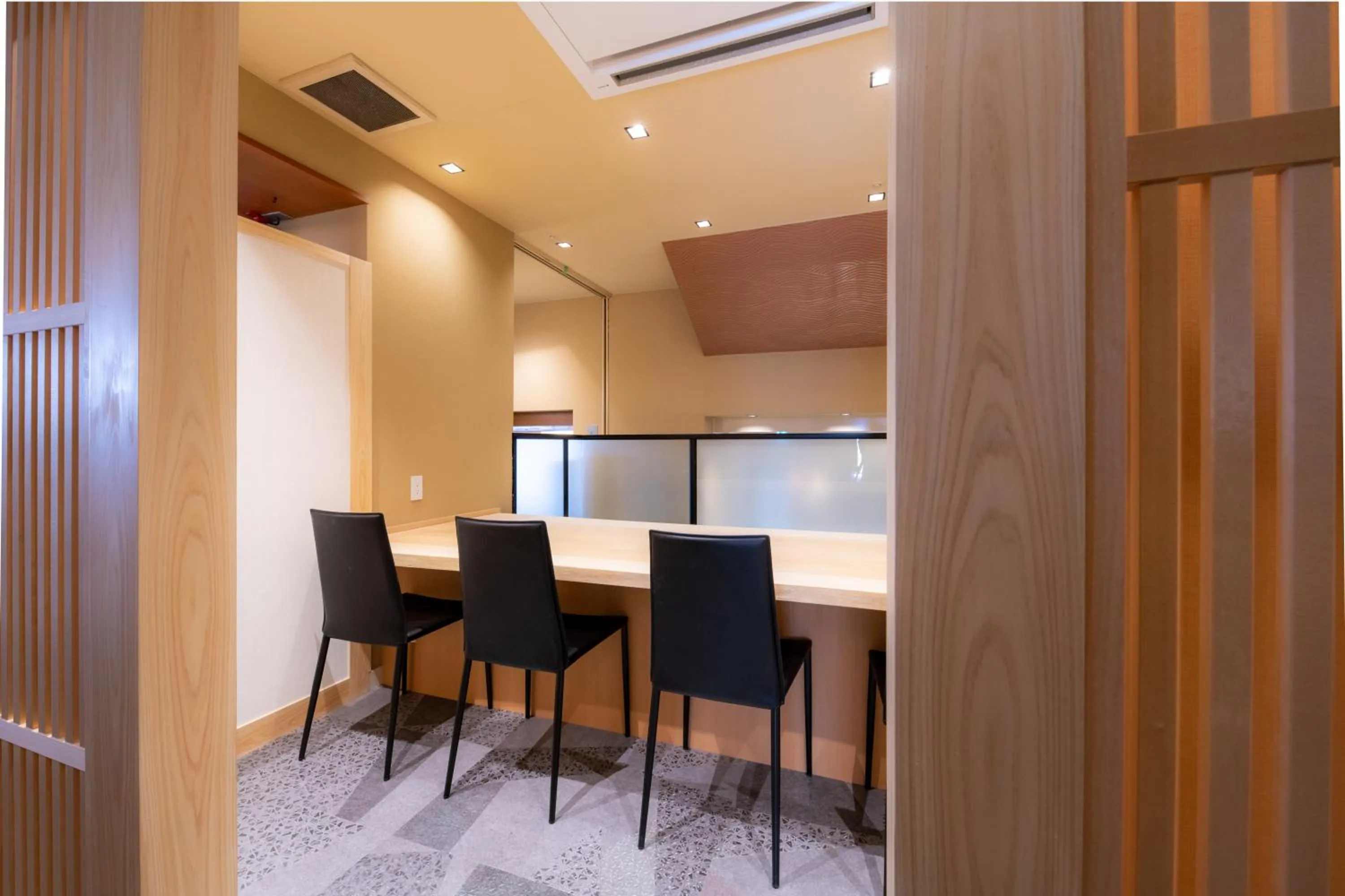 Restaurant/places to eat in Hotel Isago Kobe