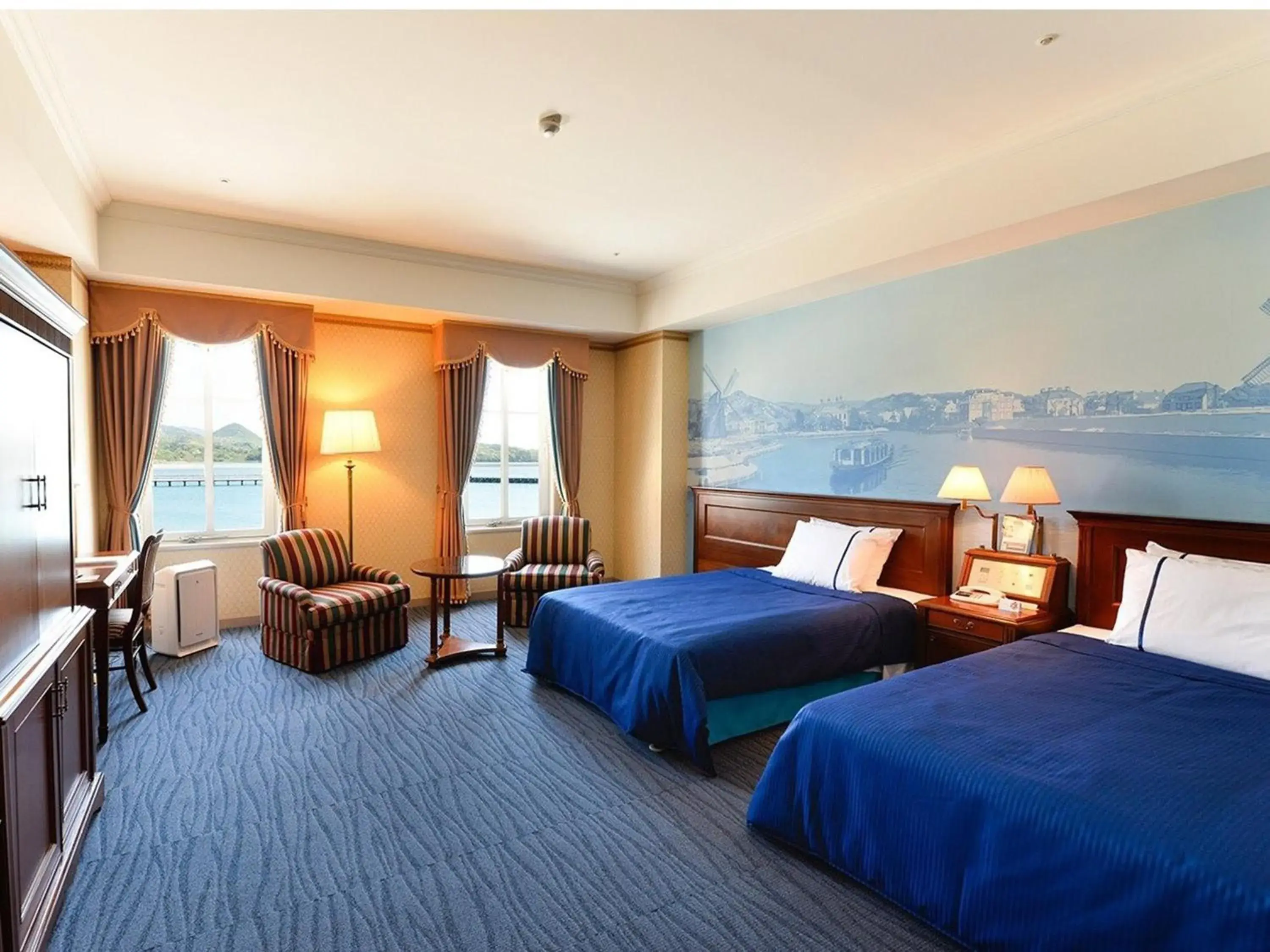 Photo of the whole room, Bed in Hotel Den Haag Huis Ten Bosch Photo of the whole room, Bed in Hotel Den Haag Huis Ten Bosch