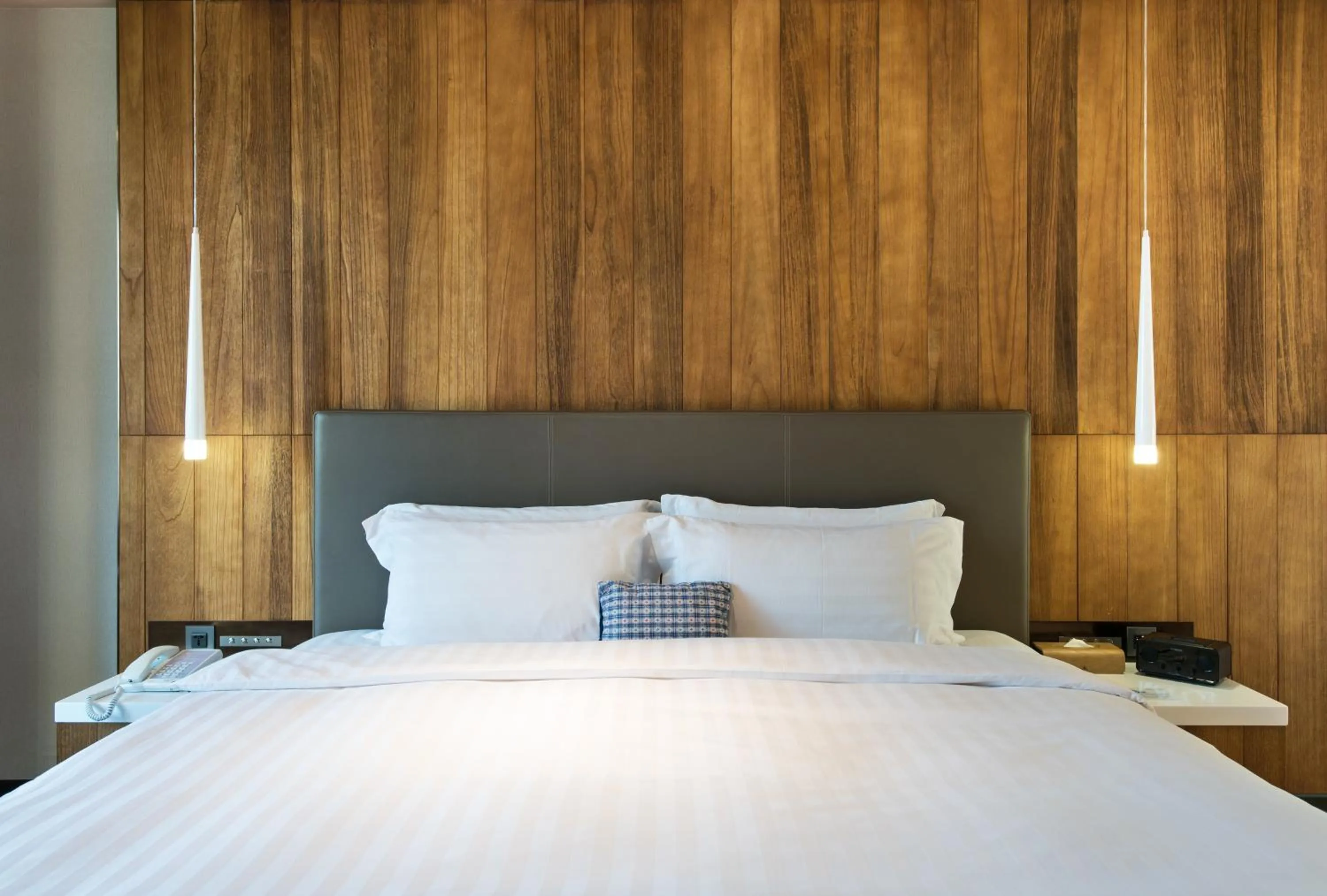 Bedroom, Bed in Home Hotel