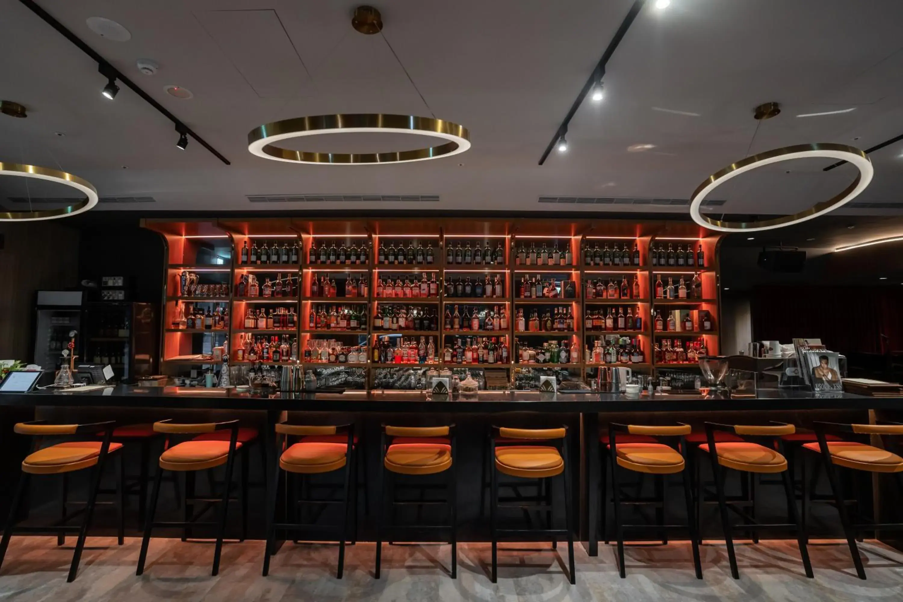 Lounge or bar in Home Hotel Lounge or bar in Home Hotel