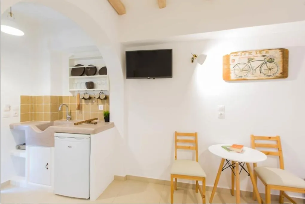 Medusa Beach Resort & Suites