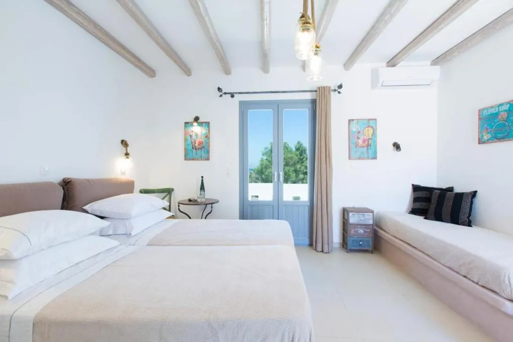 Medusa Beach Resort & Suites