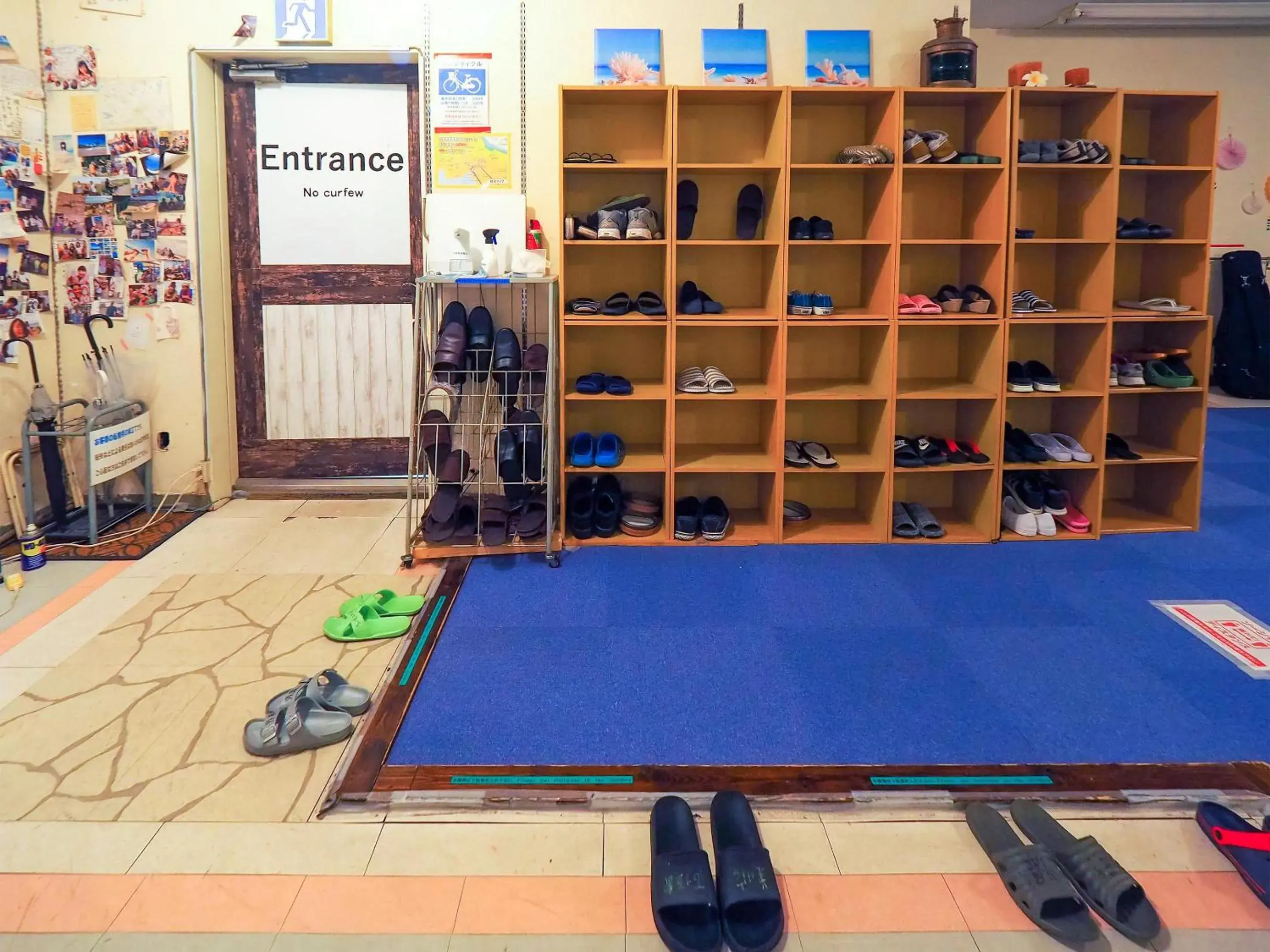 Lobby or reception in Guesthouse Churayado Ishigakijima Lobby or reception in Guesthouse Churayado Ishigakijima