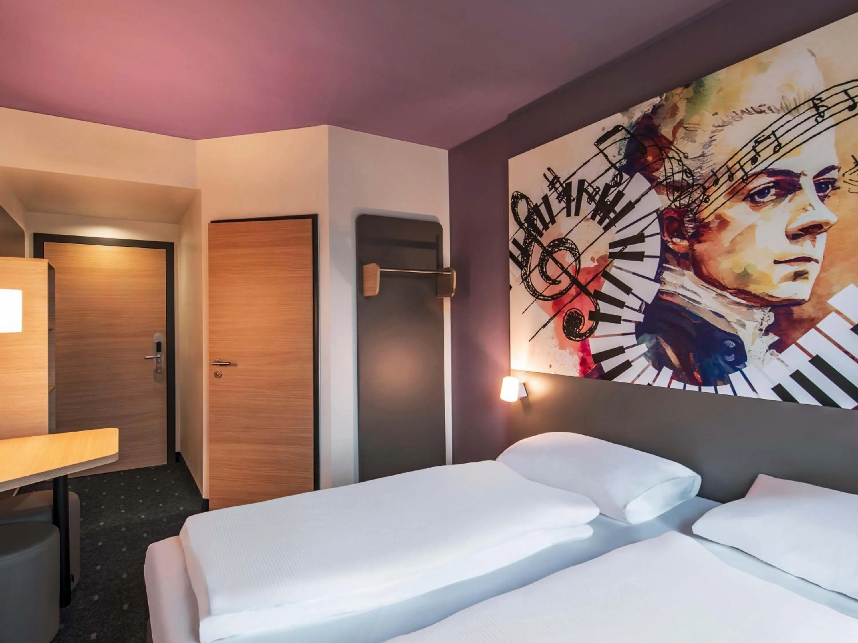 Photo of the whole room, Bed in B&B HOTEL Salzburg-Süd