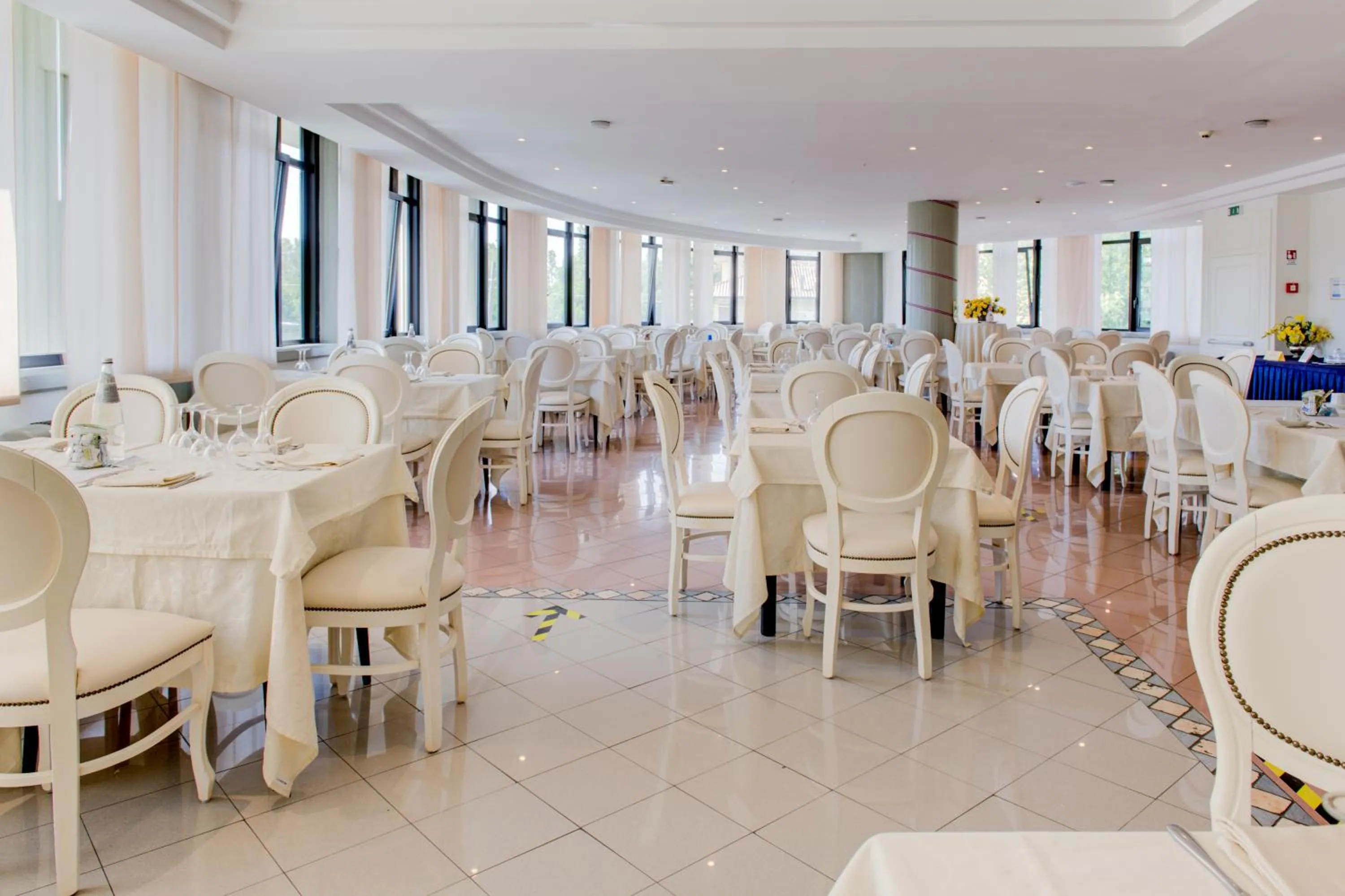 Lounge or bar in Hotel Capitol - Bianchi Hotels