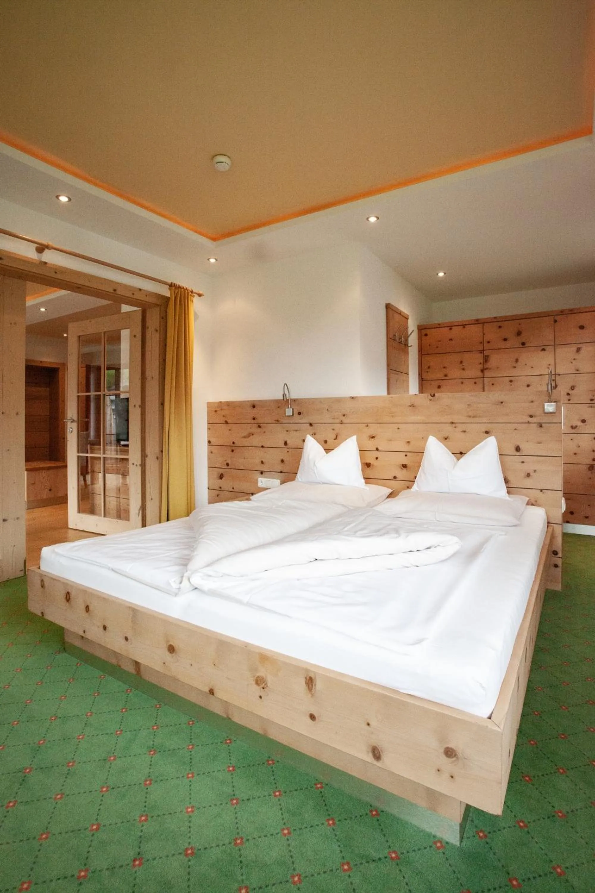 Bed in Naturresort Senningerhof