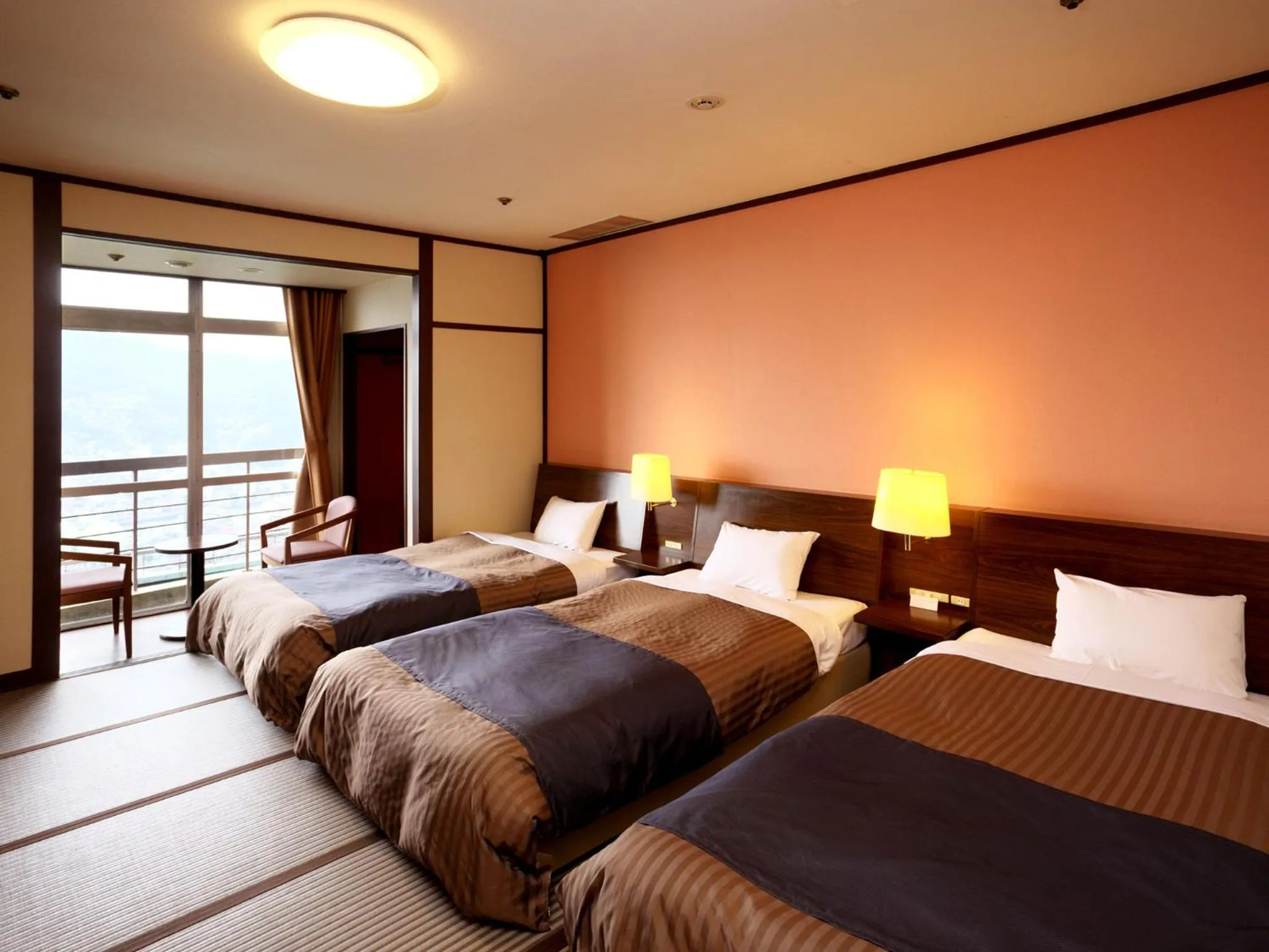 Bed in Nagasaki Nisshokan