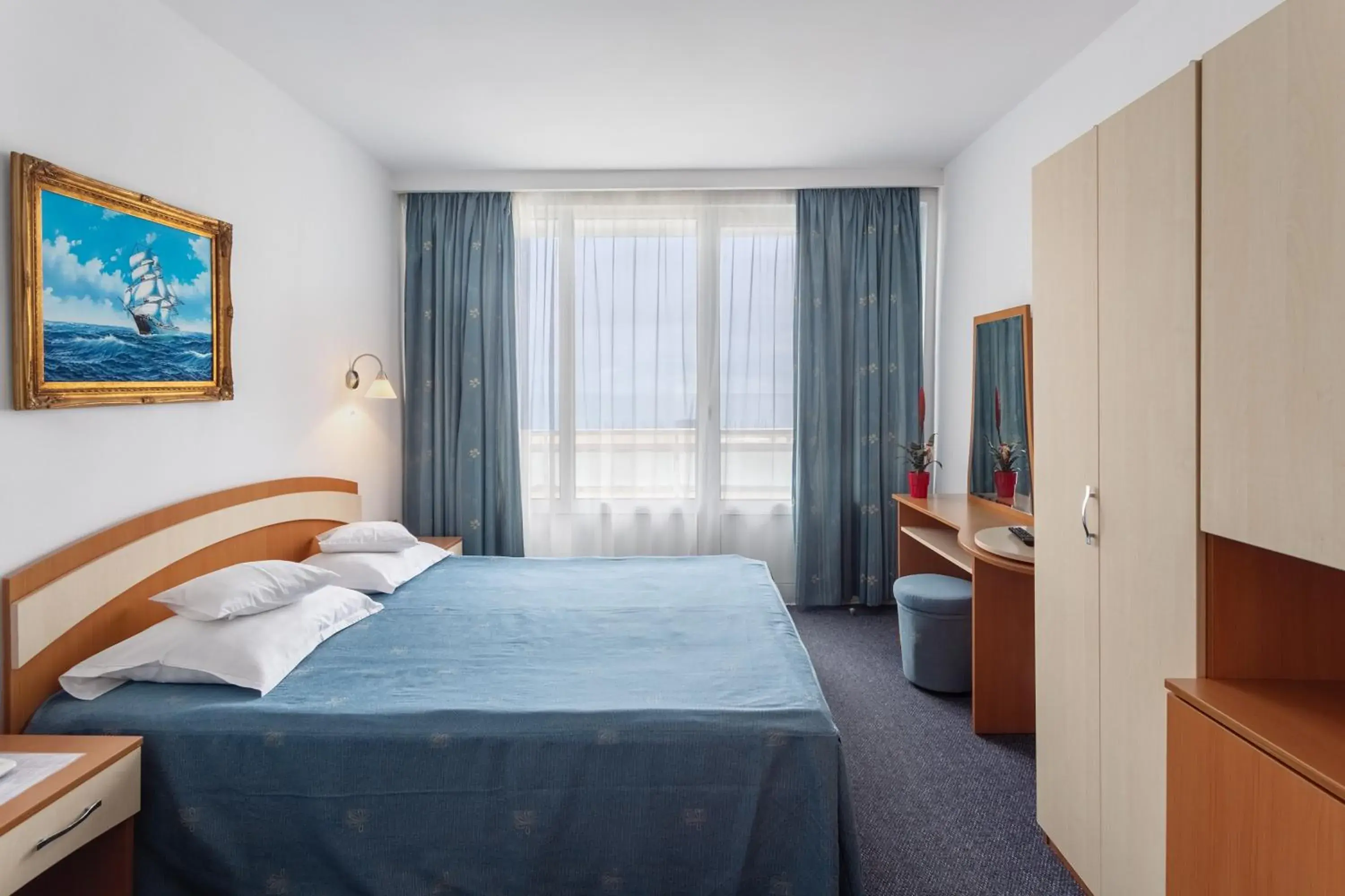 Bedroom, Bed in Hotel Sirena Saturn All Inclusive Bedroom, Bed in Hotel Sirena Saturn All Inclusive